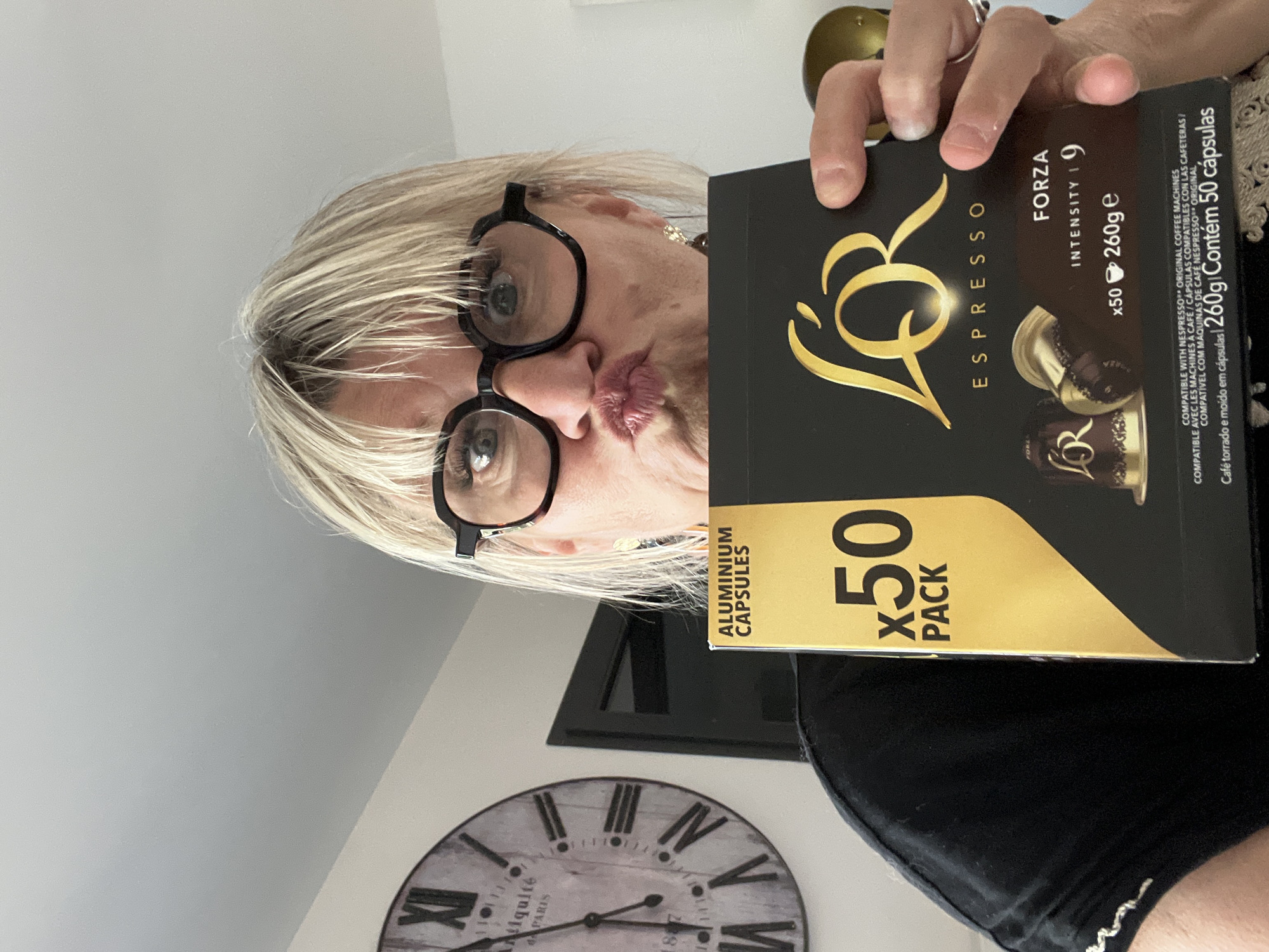 L'OR Espresso capsule moment with a thank-you sign-off