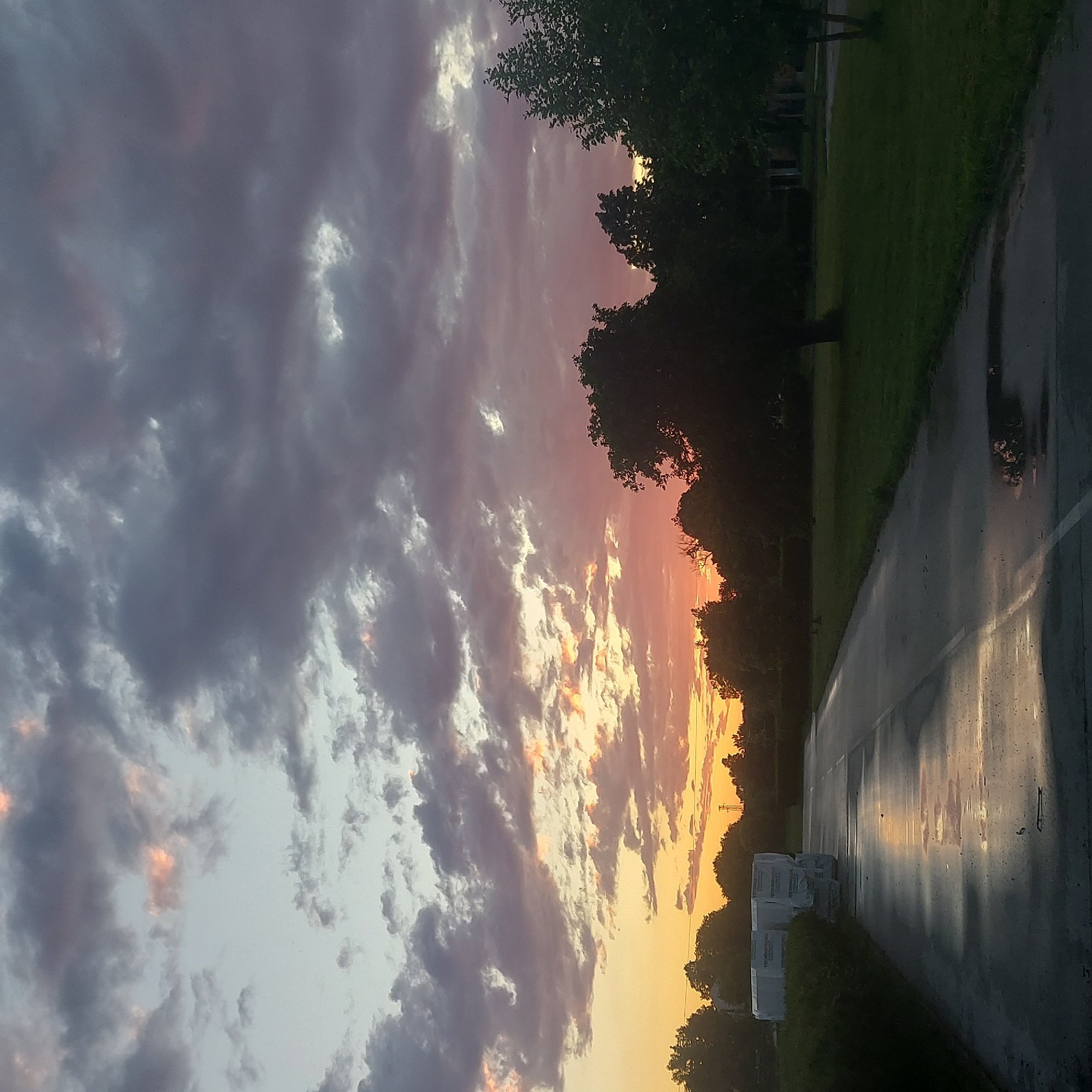 Sunset photography session captures Strazhitsa monument and landscapes