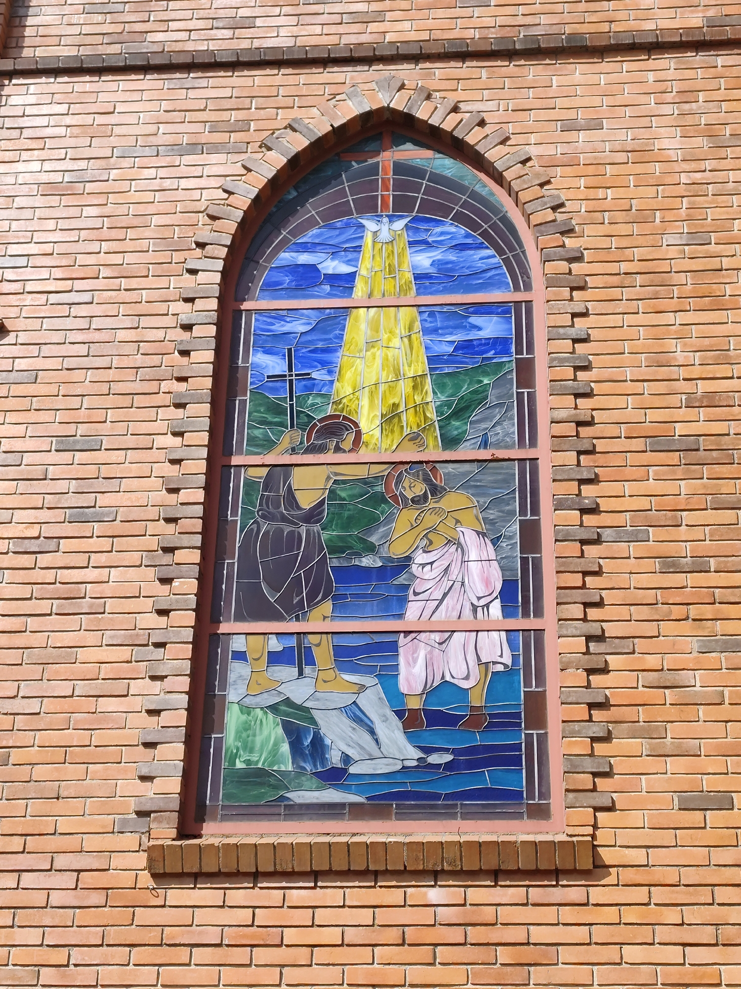 Catholic church service documented in Đà Lạt, Vietnam