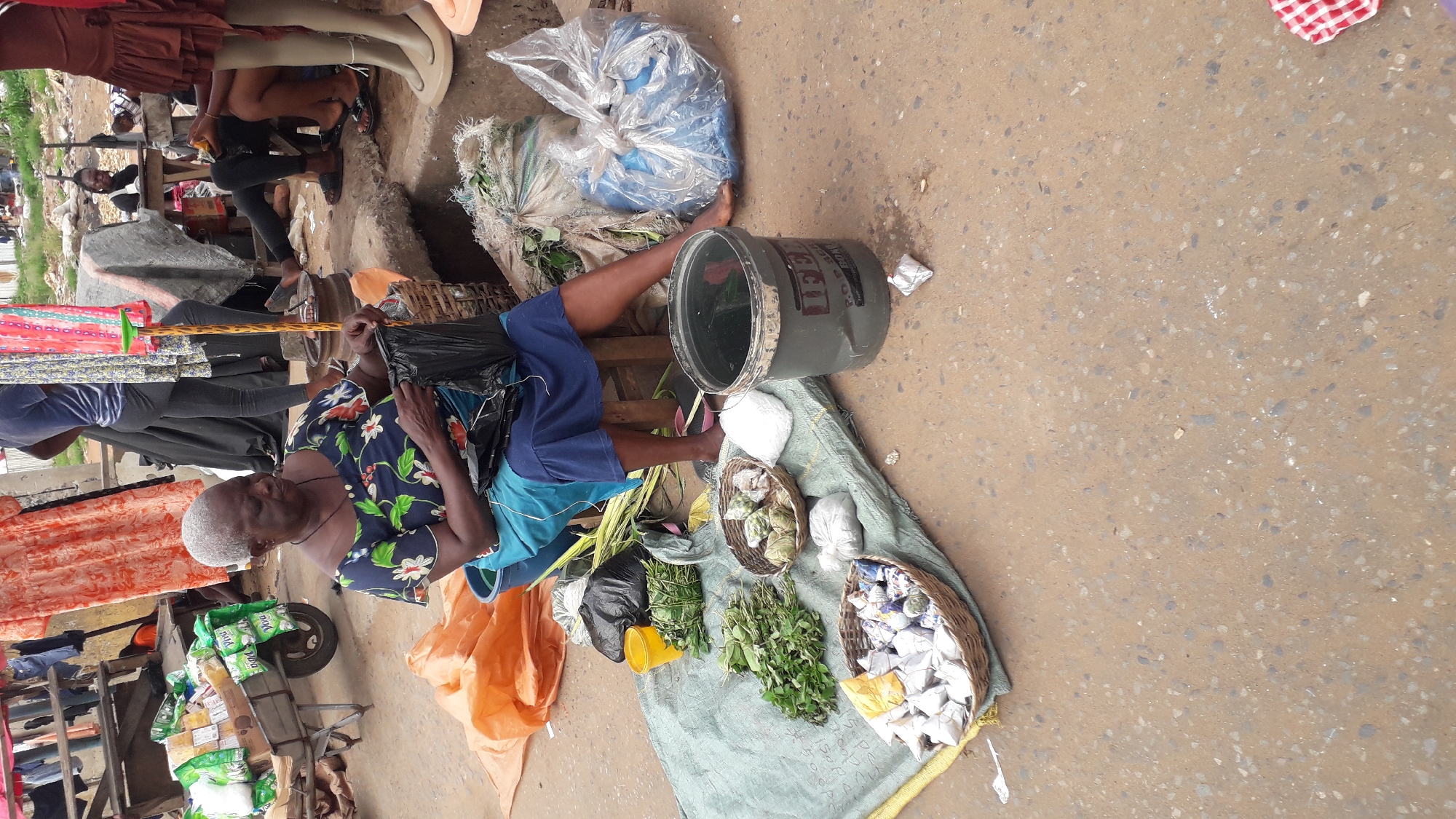 Morning market activity across Onitsha and surrounding neighborhoods
