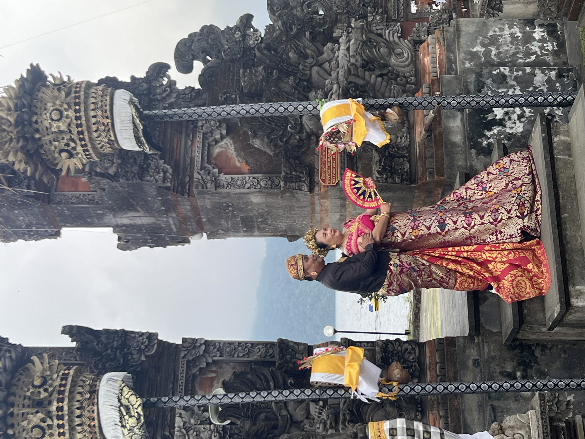 Ceremony and traditional dress at Ulun Danu Beratan Temple, Bali