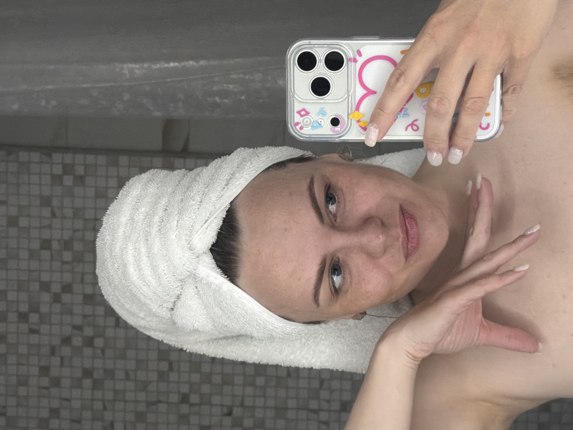 Casual selfies and sleeping pets captured in Votkinsk homes