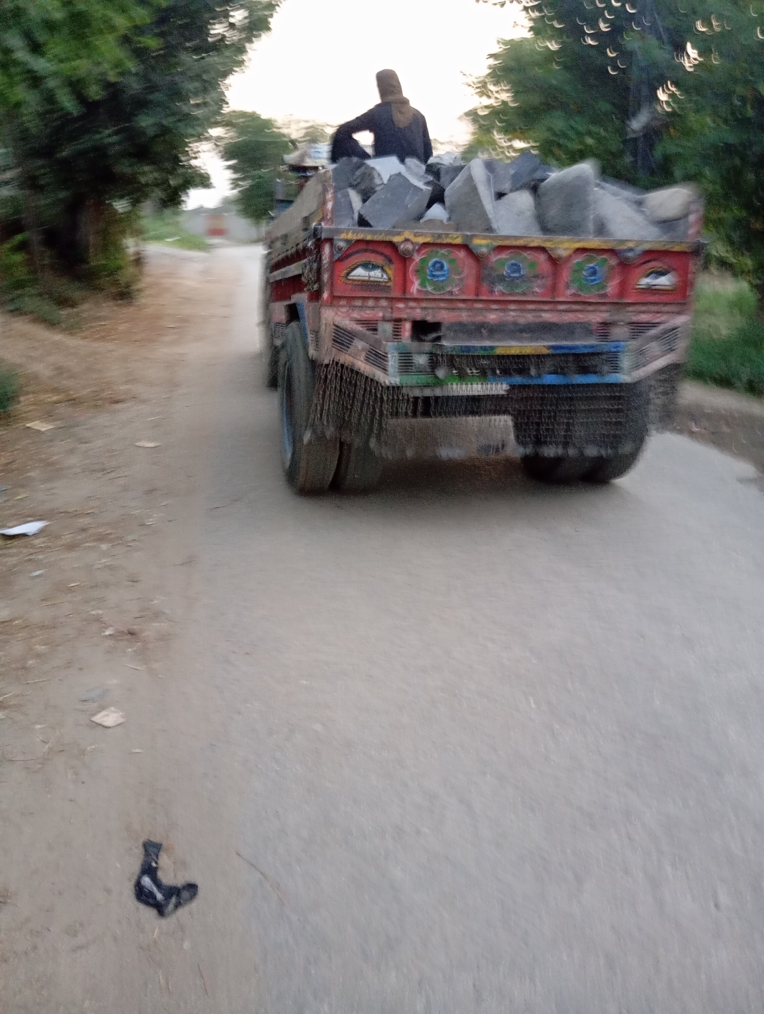 Afternoon glimpses of daily life in Lassan, Pakistan