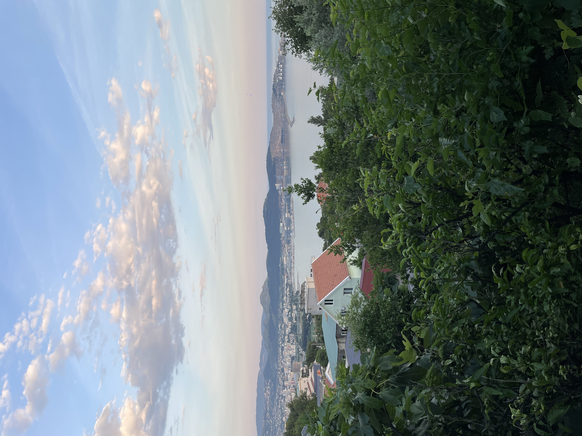 Witness captures scenic coastal views of Šušanj, Montenegro