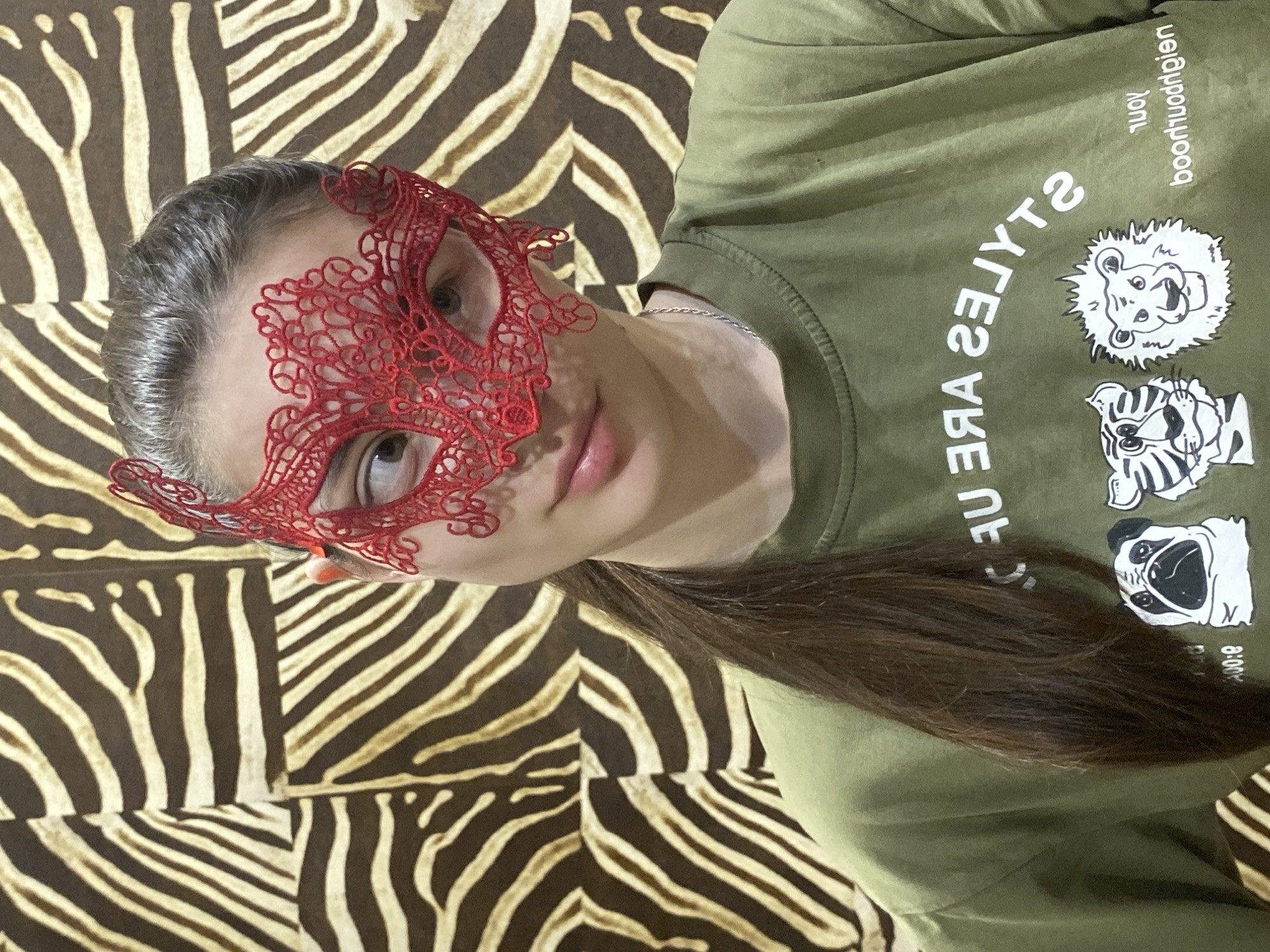 Masked portrait session documented in Votkinsk, Russia