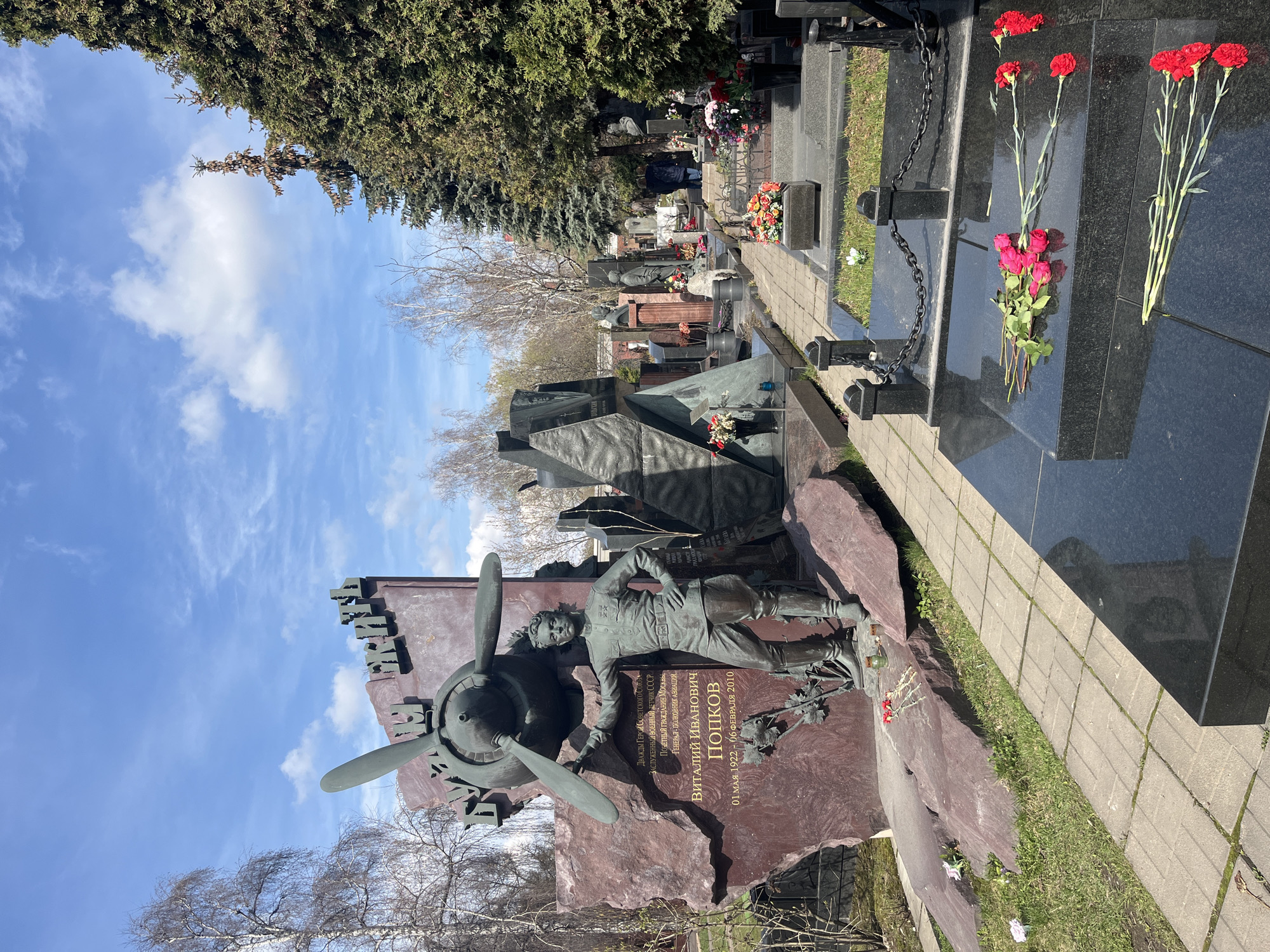 Visitor documents notable graves at Moscow's Novodevichy Cemetery