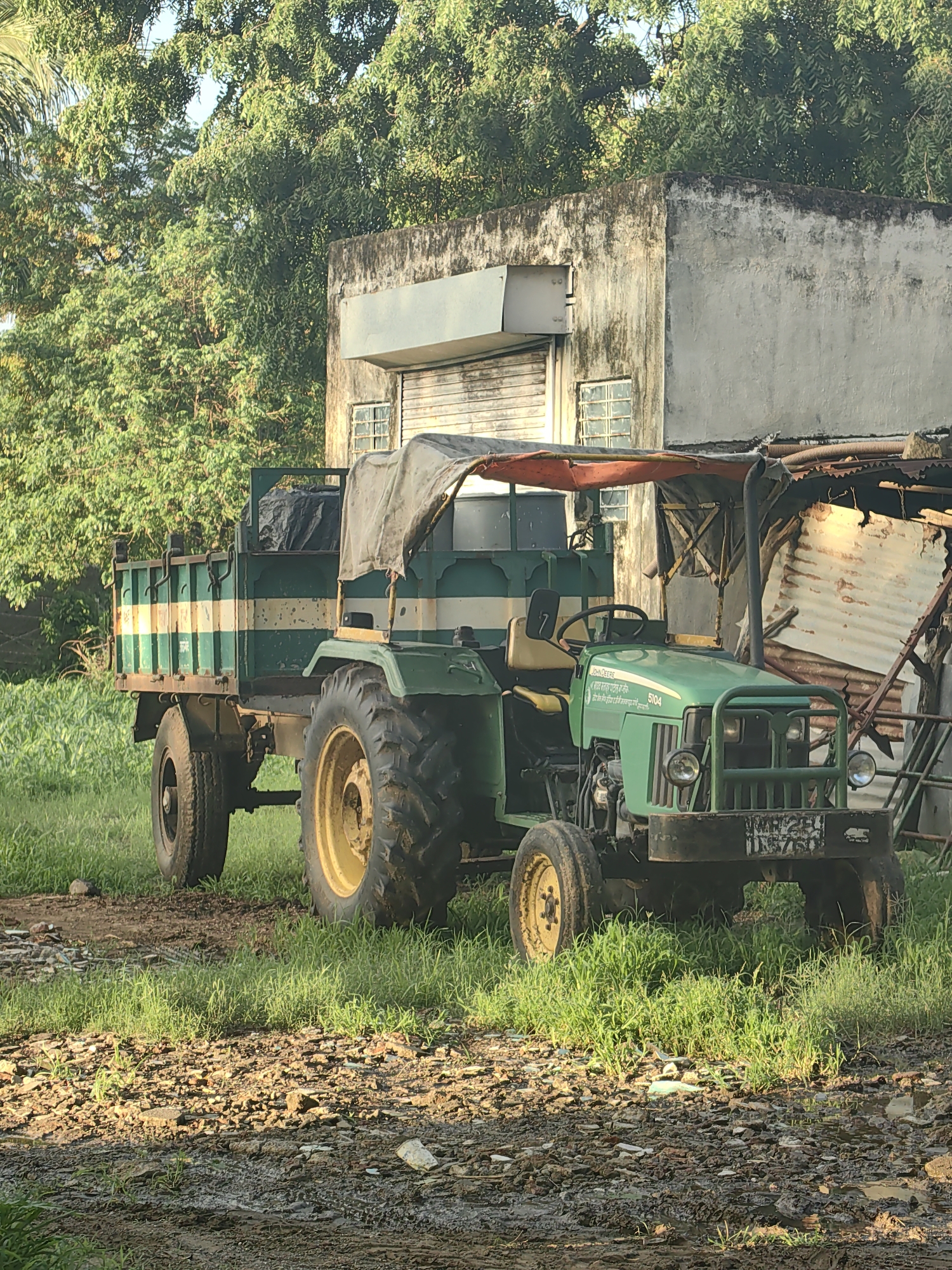 A full day of rural life in Mhaiswadi, fields to nightfall