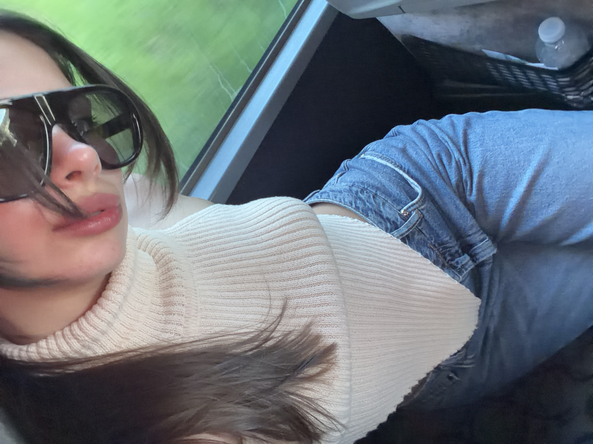 Woman spotted dining and traveling in Bania, Bulgaria