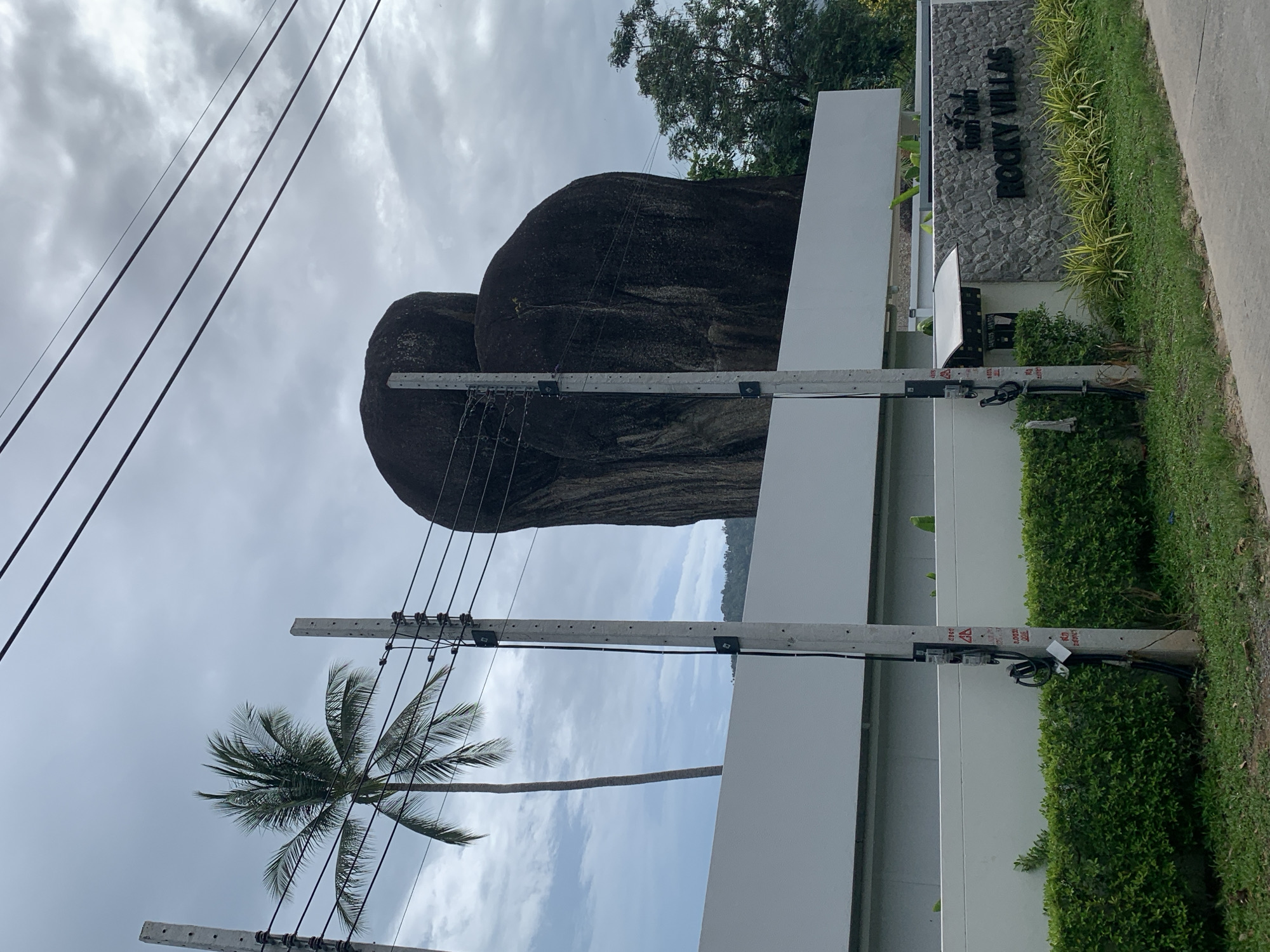 Dark rock formations photographed in Baan Lamai, Thailand