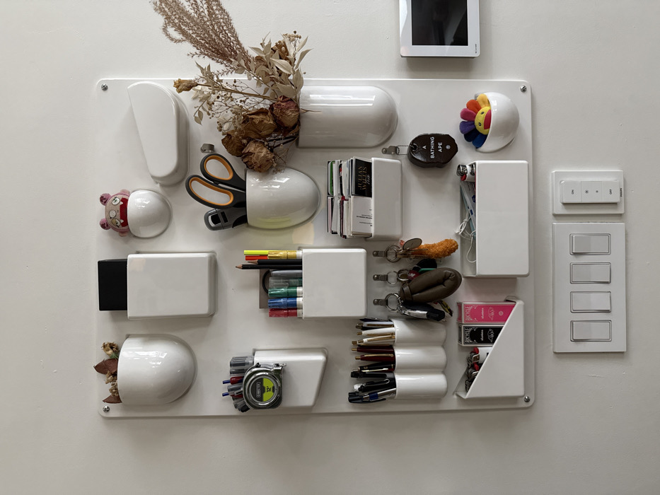 Art exhibition documented in Manhattan gallery space