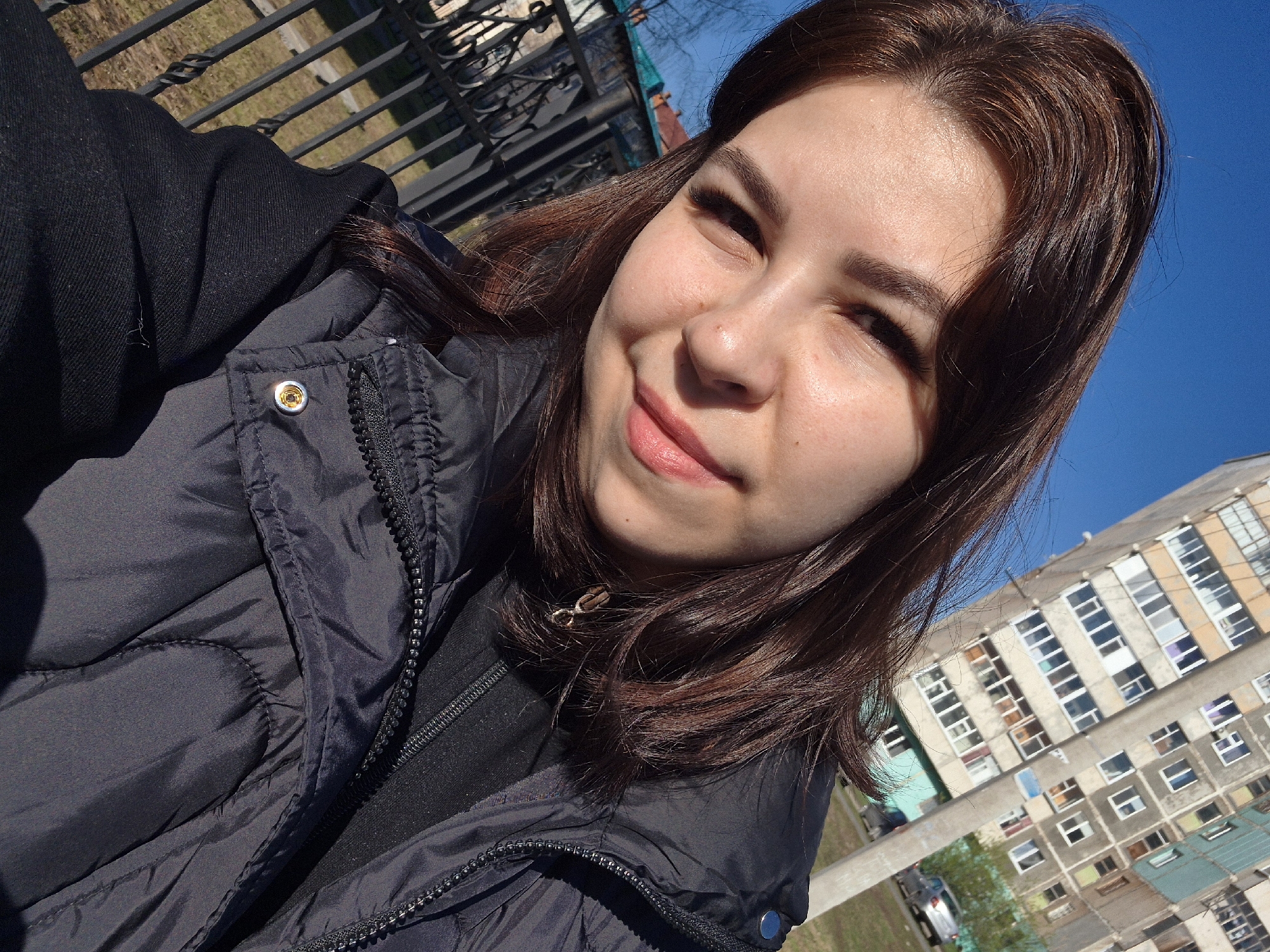 Spring morning scenes documented across Tobolsk, Russia