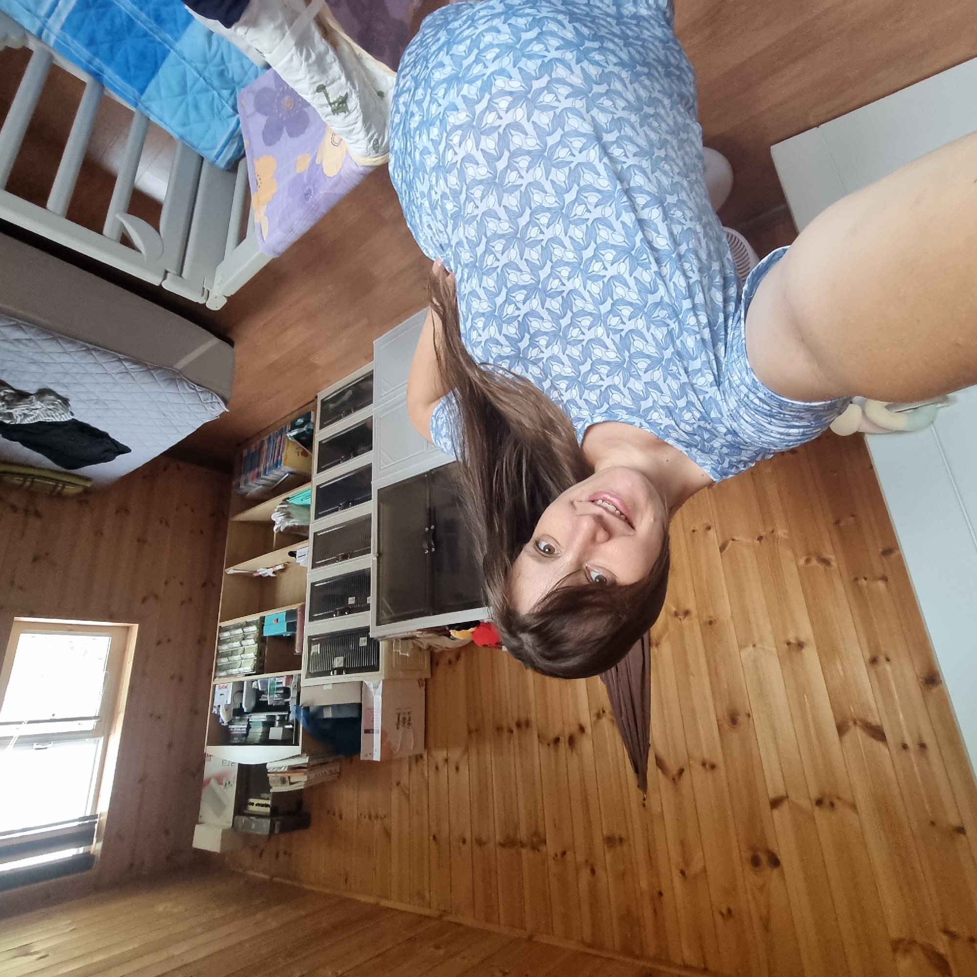 Casual breakfast prep in a Dunnae-myeon cabin, July morning