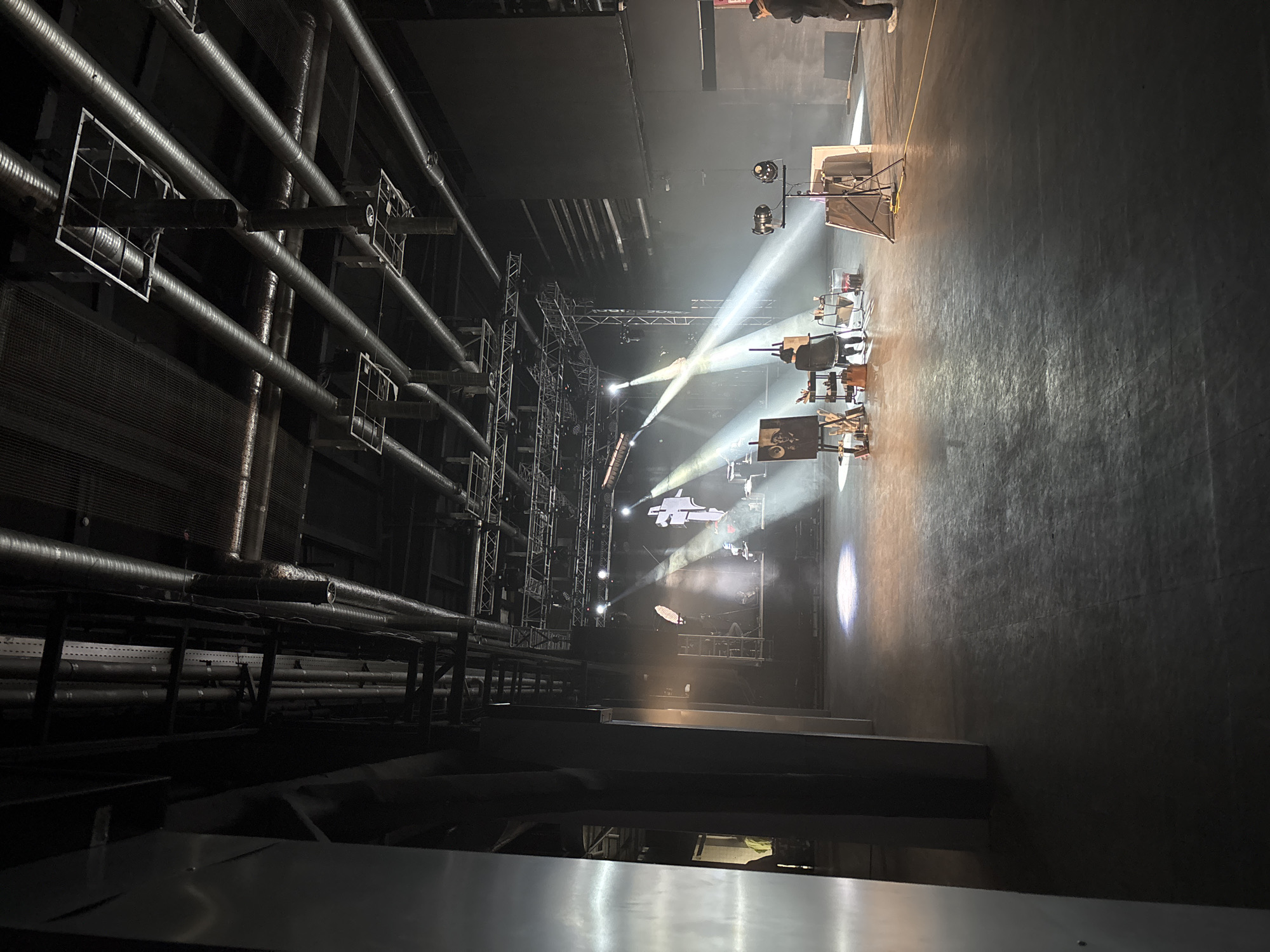 Television production filmed at Moscow venue with artist painting
