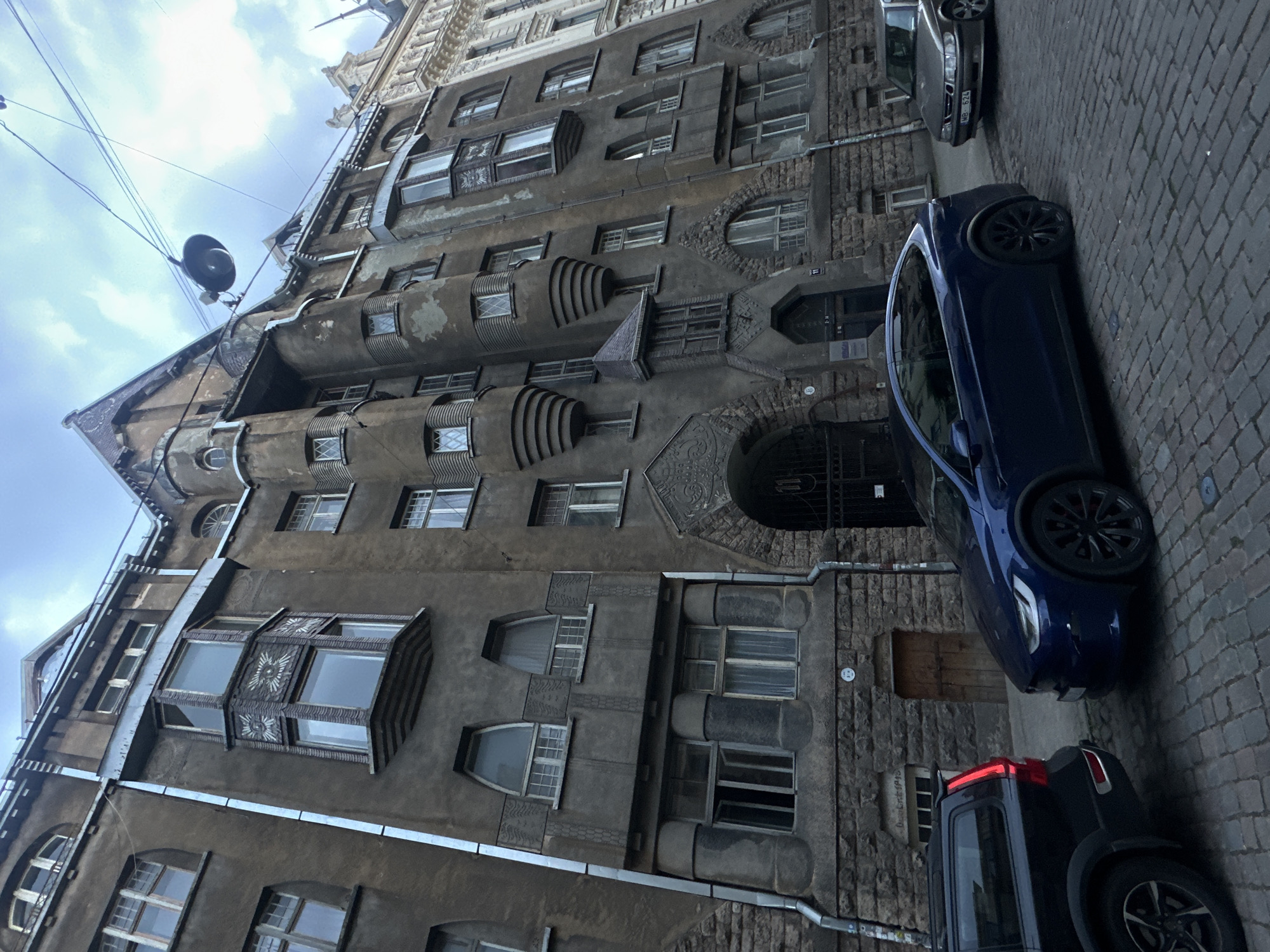 Walking Riga's Art Nouveau streets, facades and food