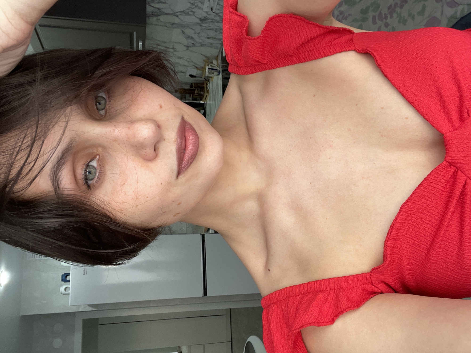 Woman documents selfie session in Izhevsk apartment, steps outside