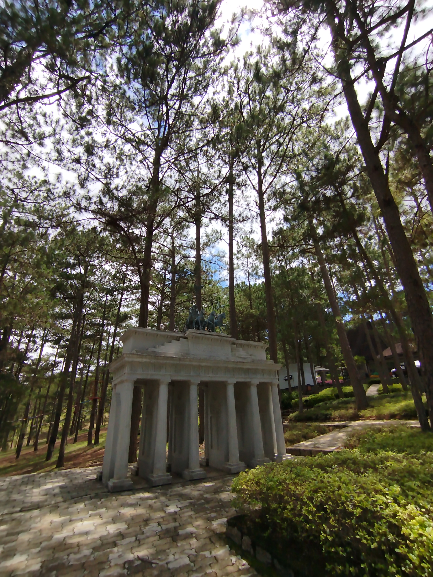 Miniature world landmarks spotted at Da Lat Vietnam park