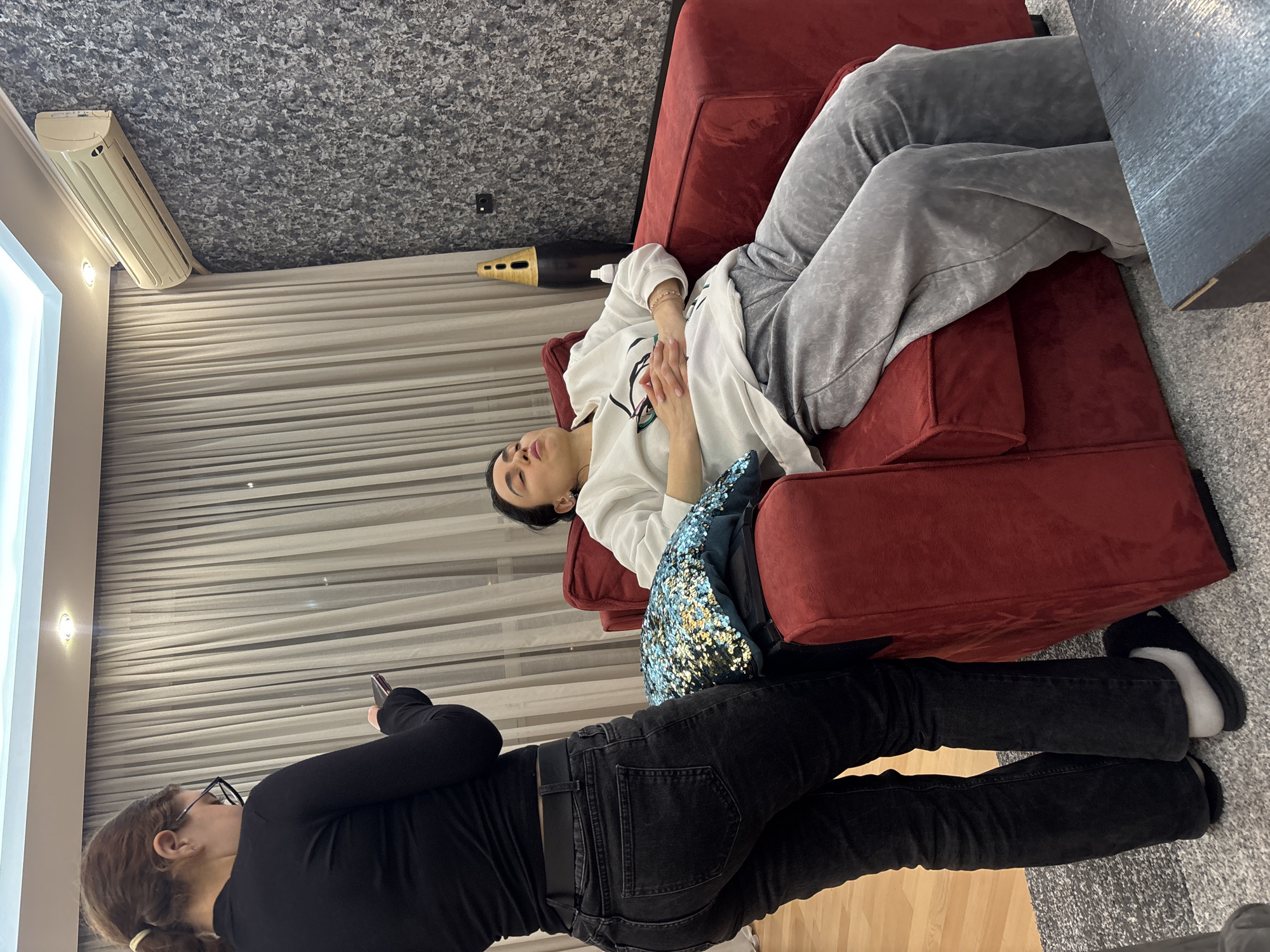 Woman receives cosmetic facial injections at Tbilisi residence