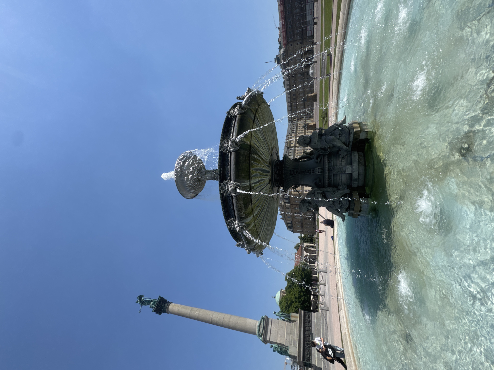 Sunny stroll through Stuttgart's Schlossplatz and city center