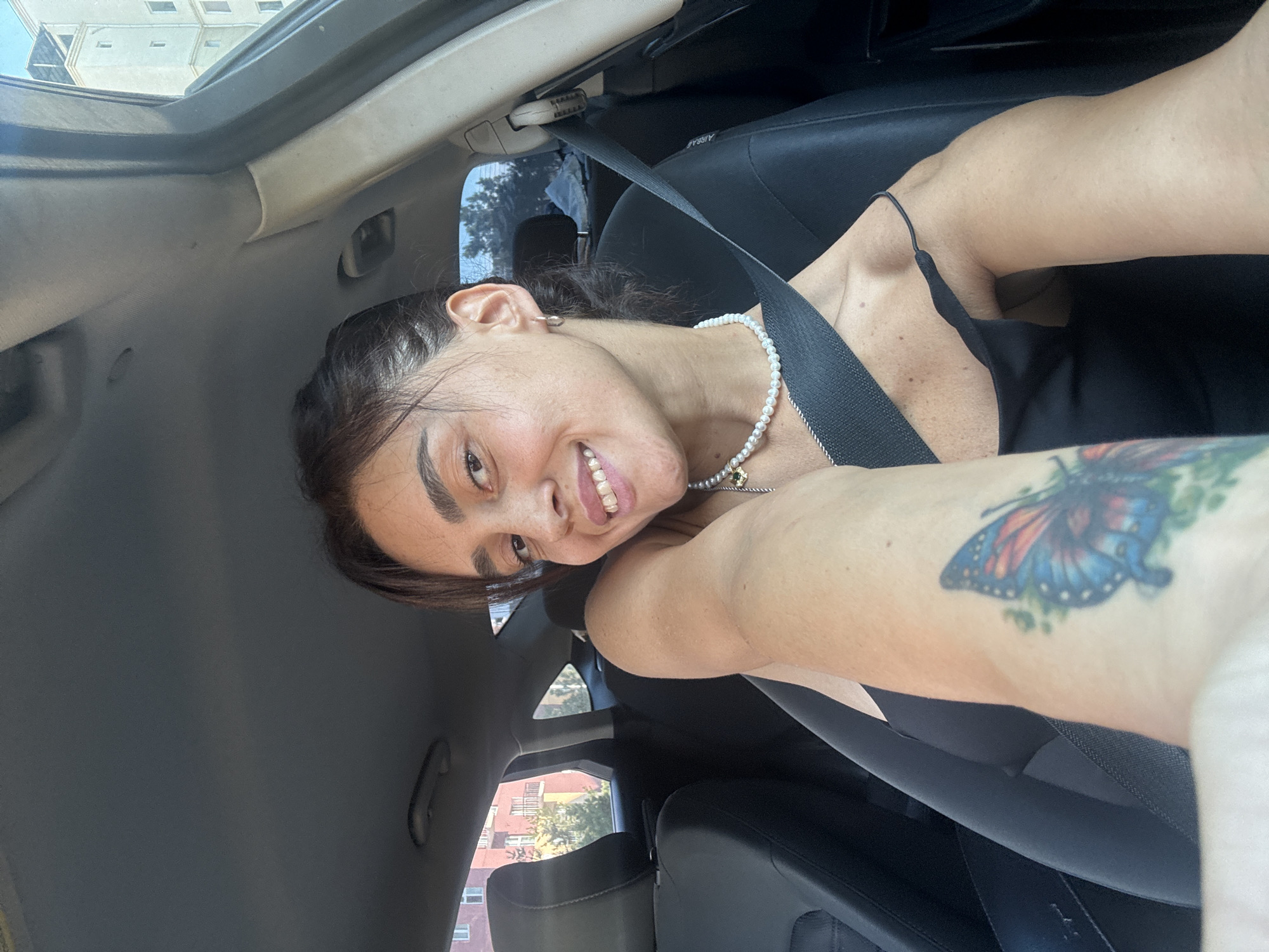 Casual afternoon in Tbilisi, apartment and car selfies