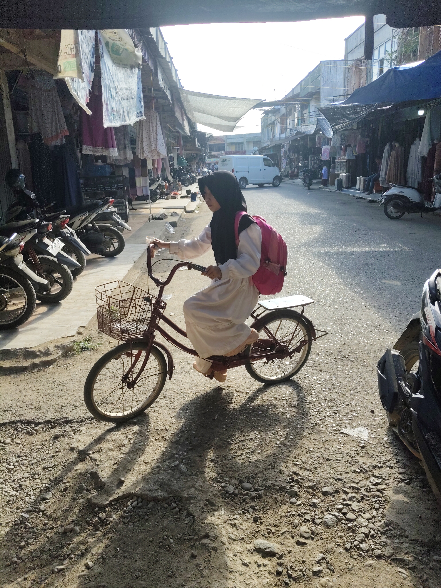Keudegeudong, Indonesia