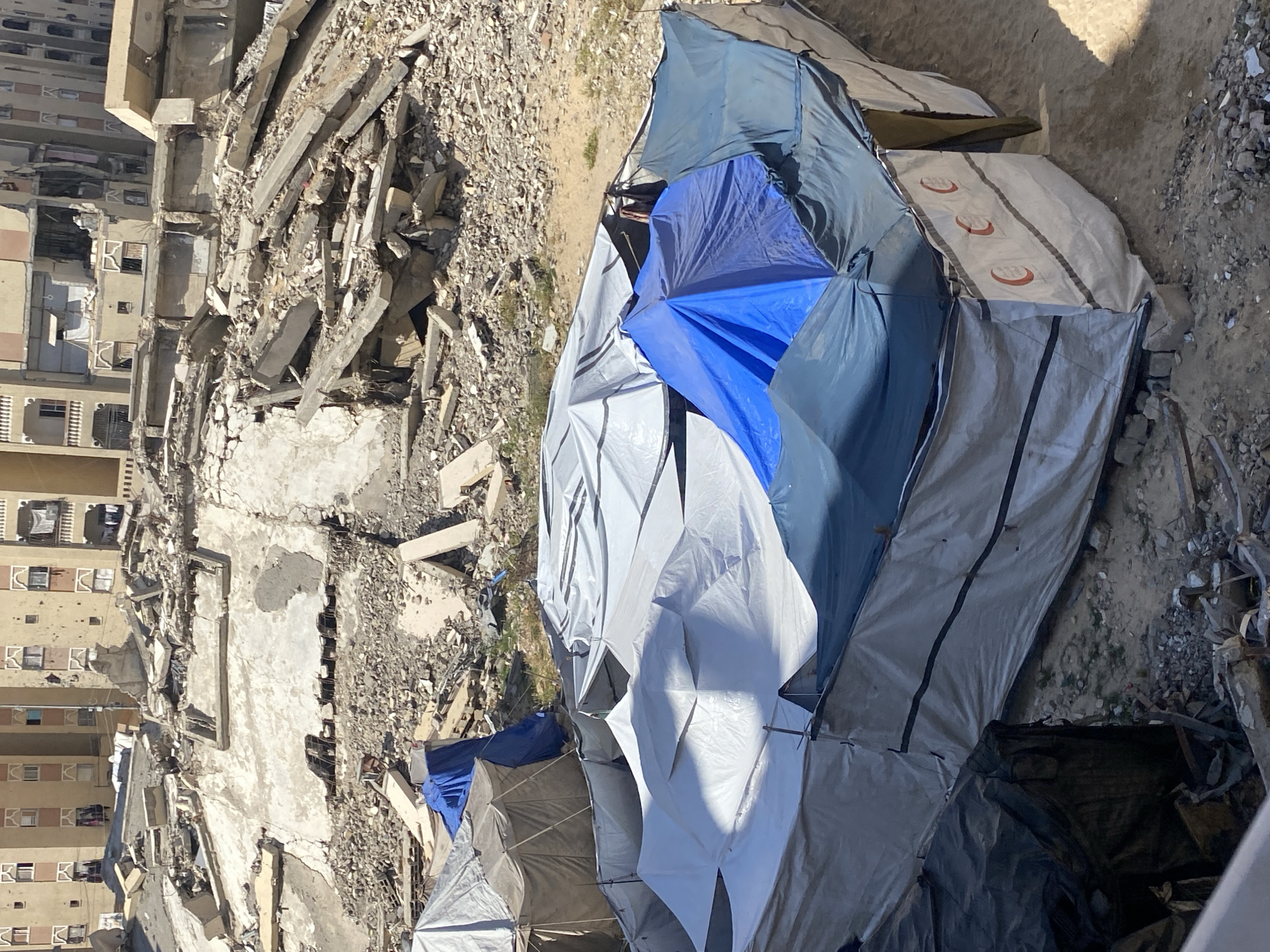Khan Yunis devastation documented amid digital thank you messages