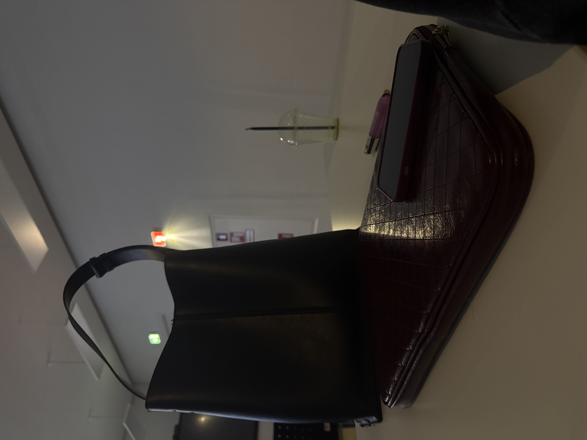 Personal belongings spotted on surface in Vienna