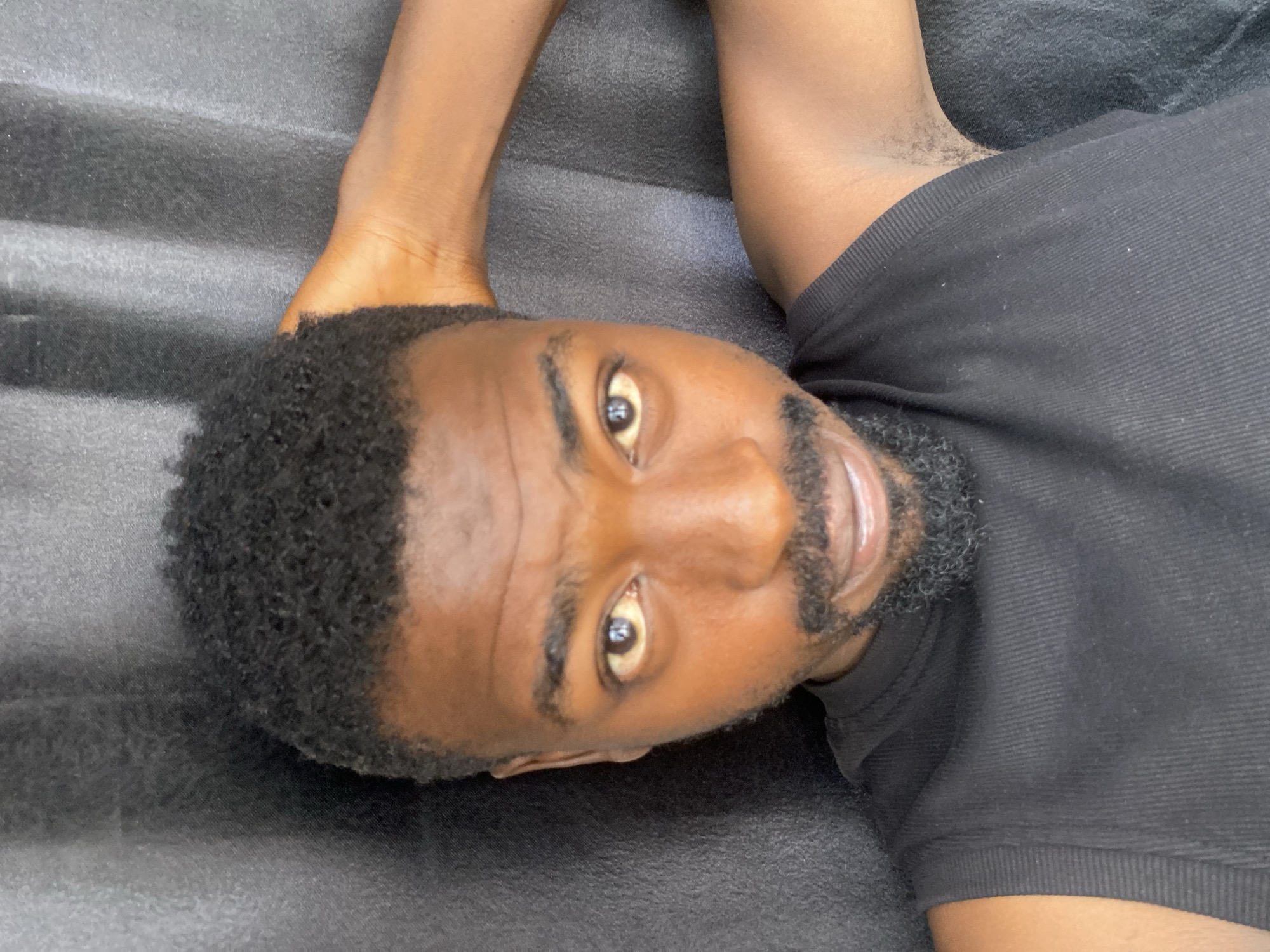 Portrait photo session captured in Nigerian village over 14 minutes