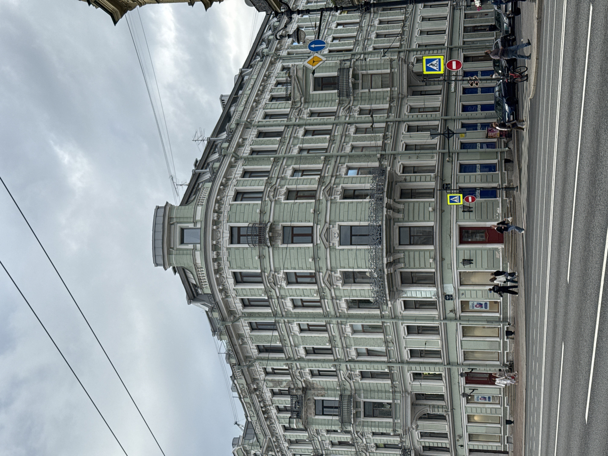 Tour boats and canal views across Saint Petersburg's historic center