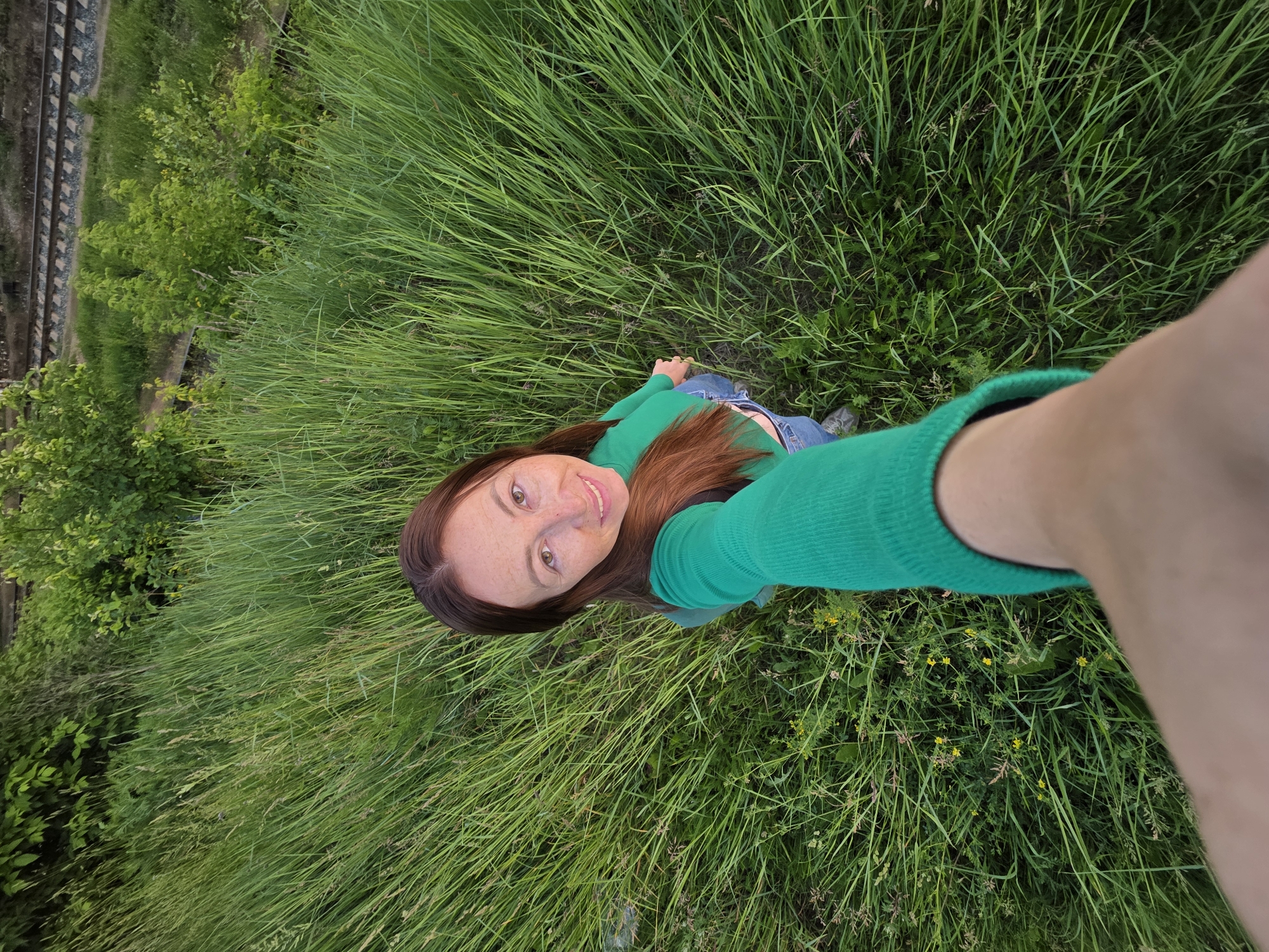 Golden hour wandering and quiet moments in Chaikovsky, Russia