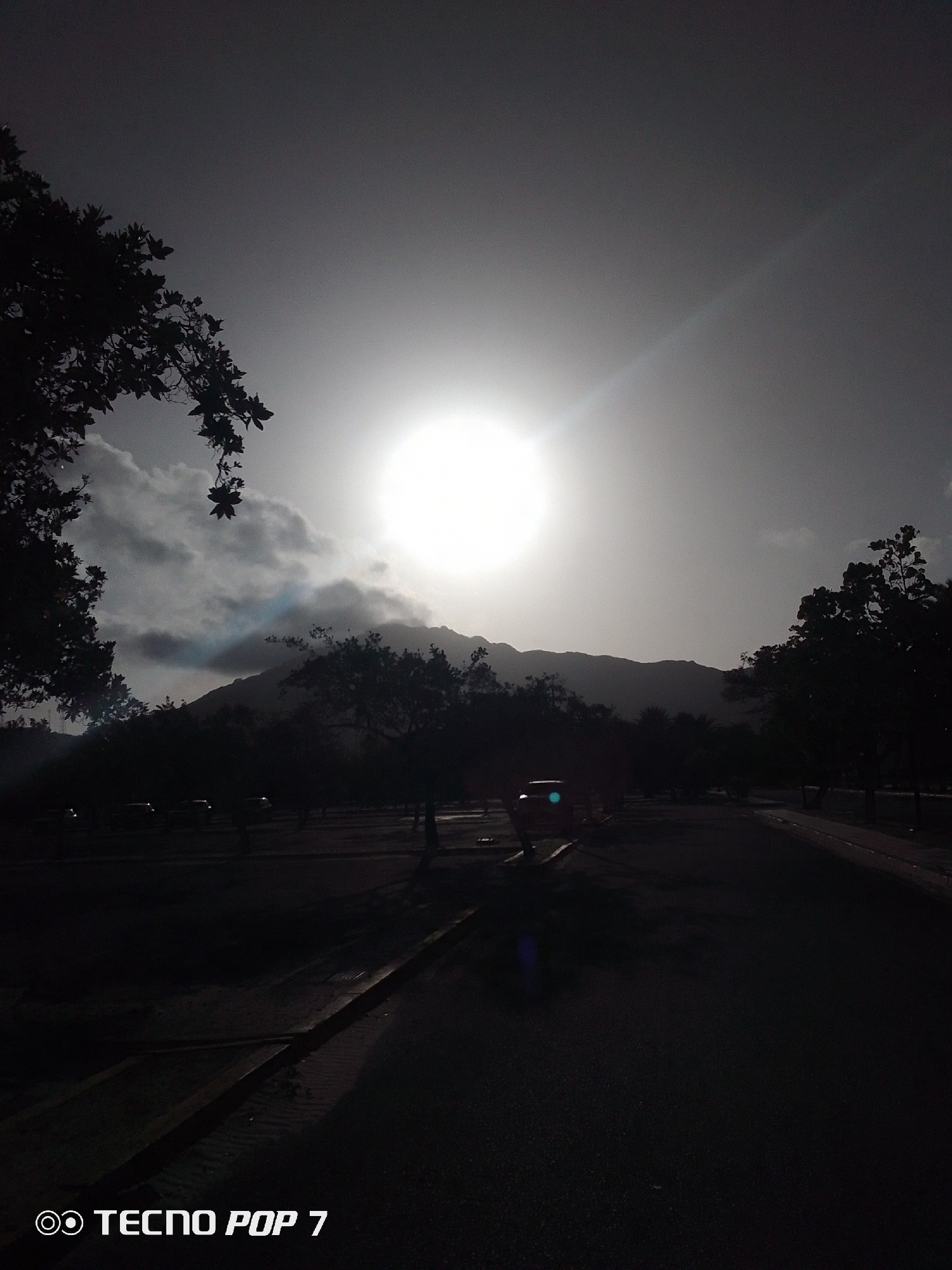 Dramatic sun and cloud formations photographed in Pedro González