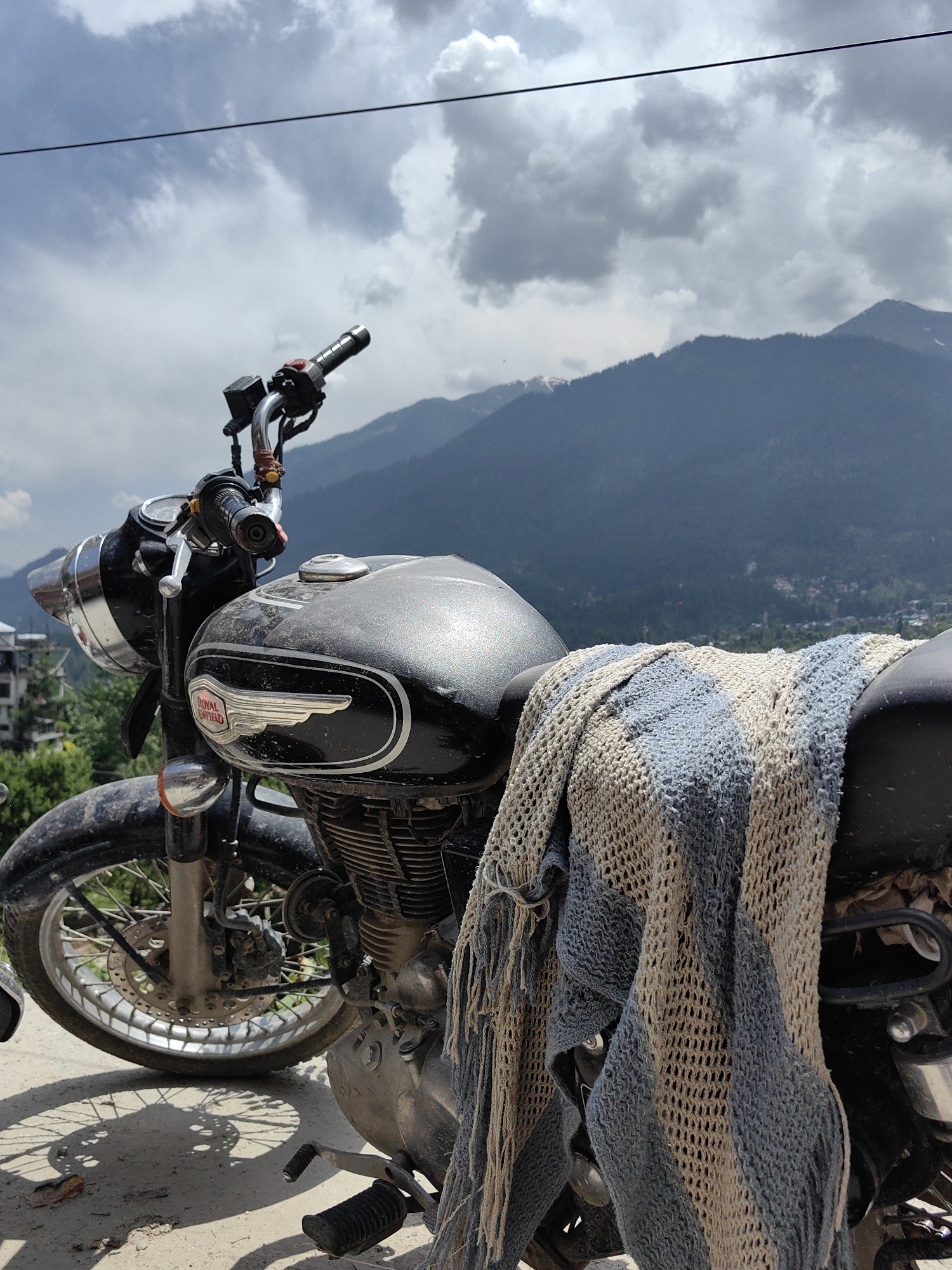 Quiet morning moments captured in Vashisht village, India