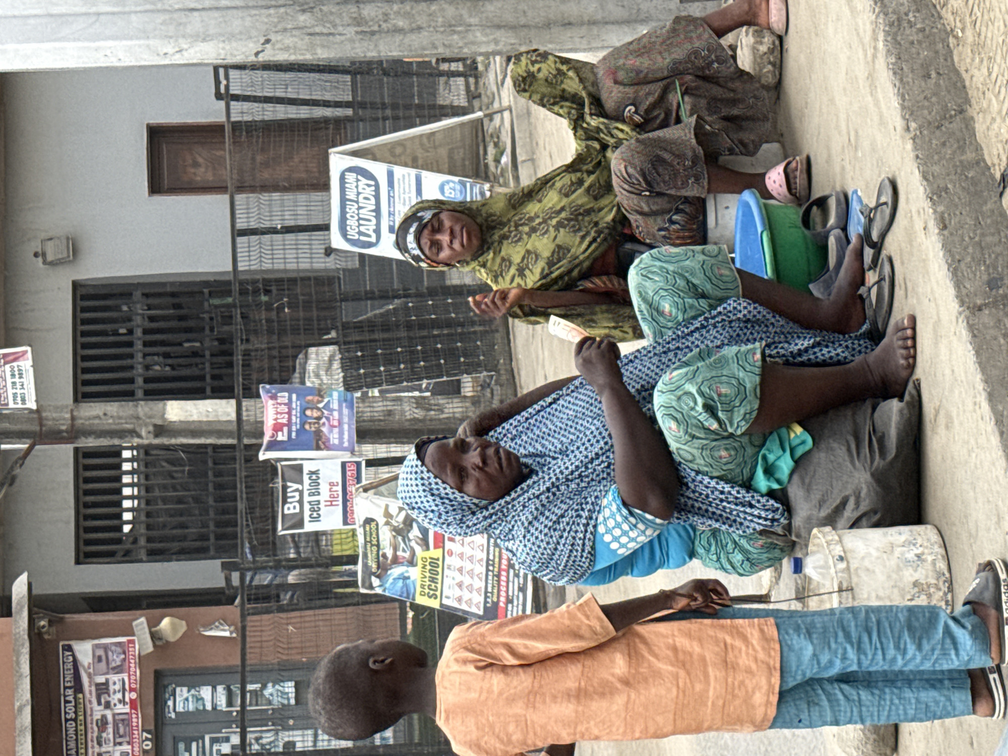 Street gatherings observed in Lekki, Lagos during morning hours