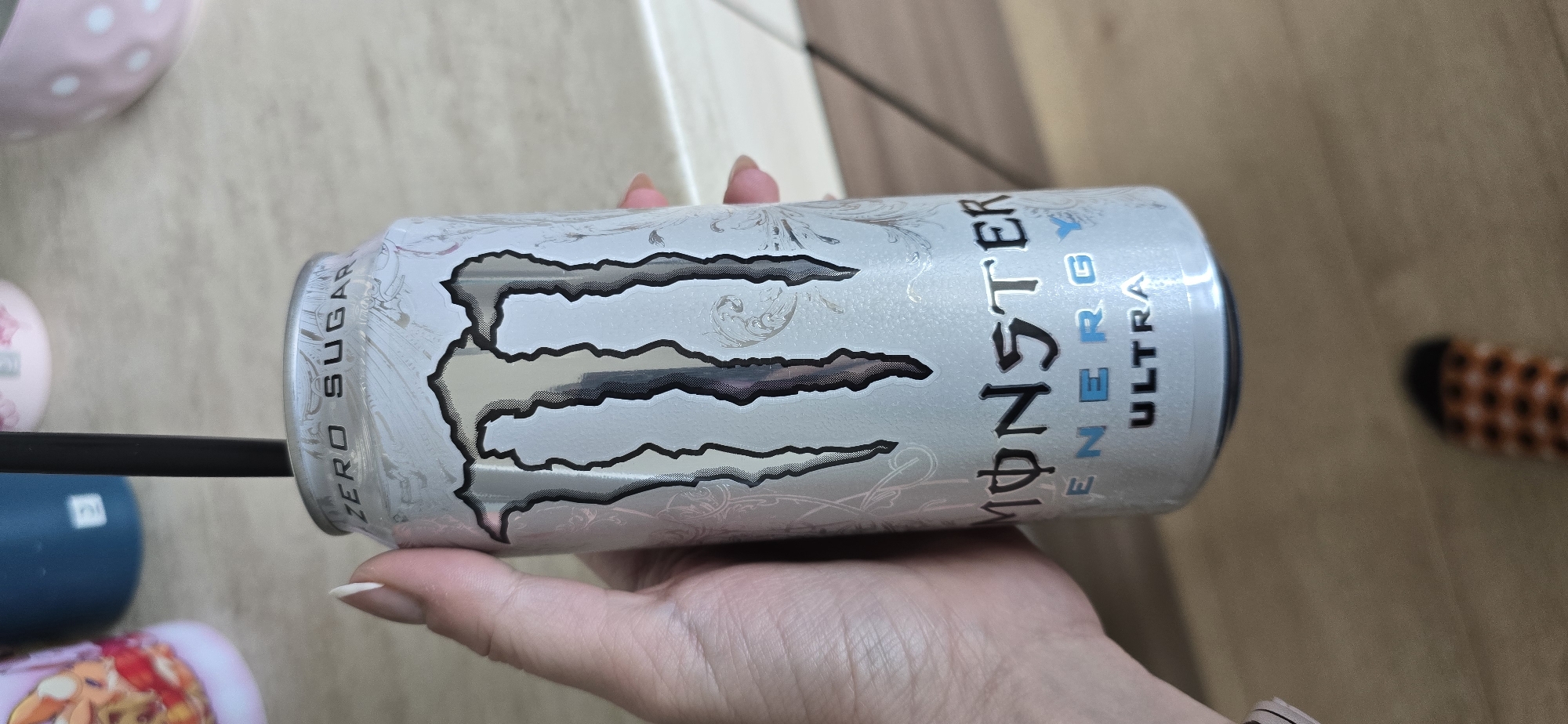 Ordinary moments captured in Burgas: energy drink, Pomeranian, digital message