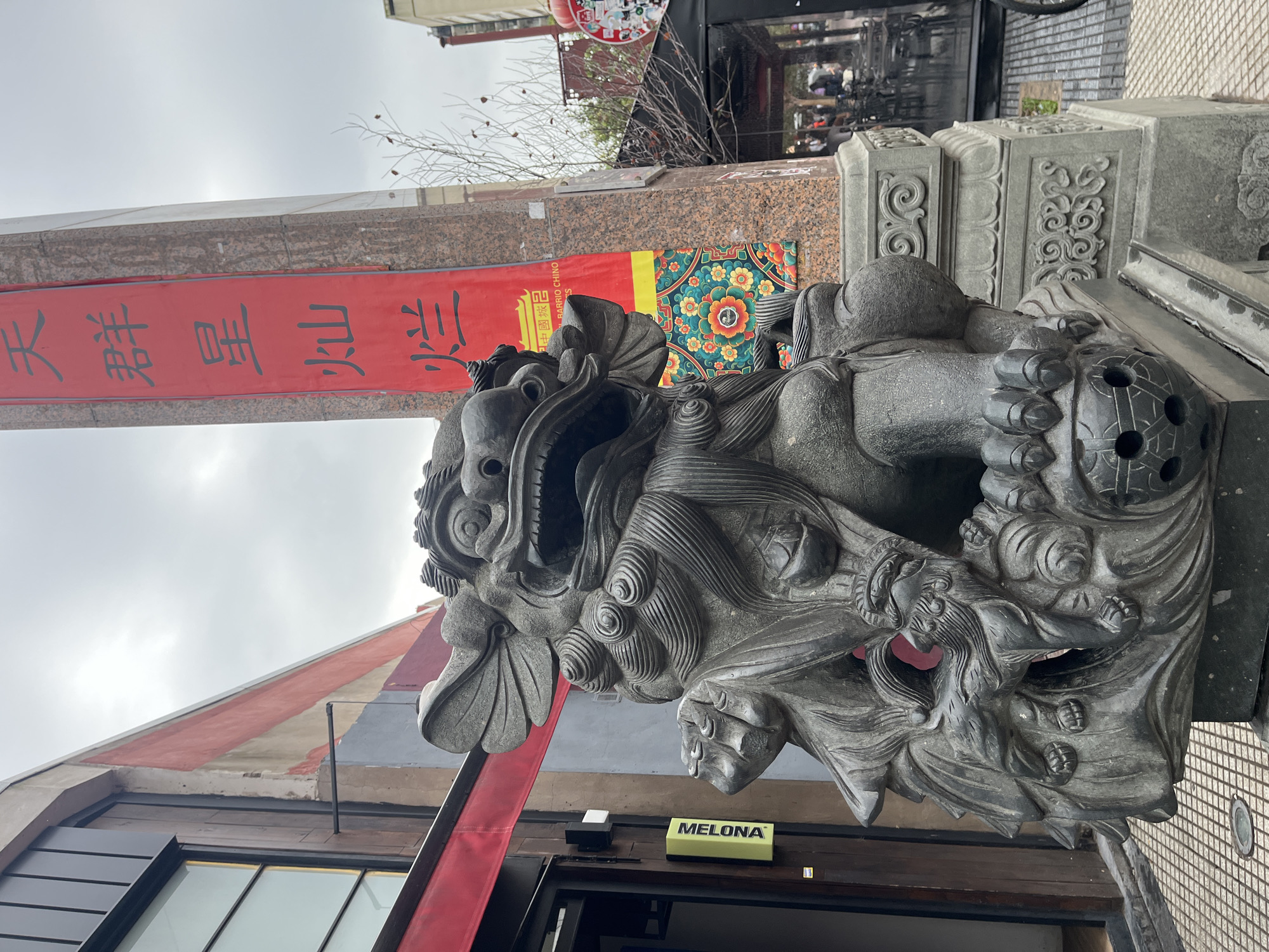 Tourist documents 15-minute walk through Buenos Aires Chinatown district