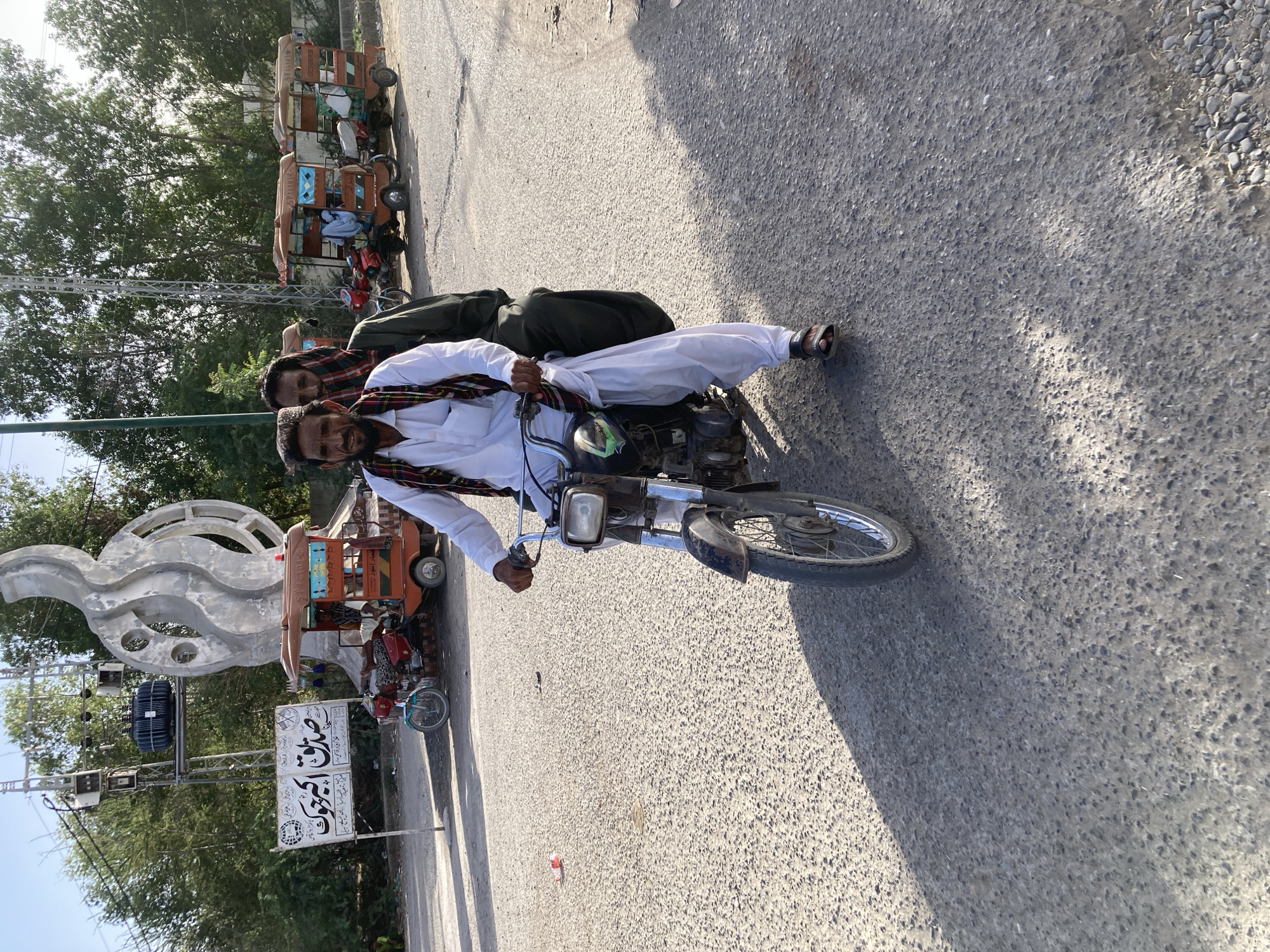 Two men on motorcycle spotted in Uthal, Pakistan