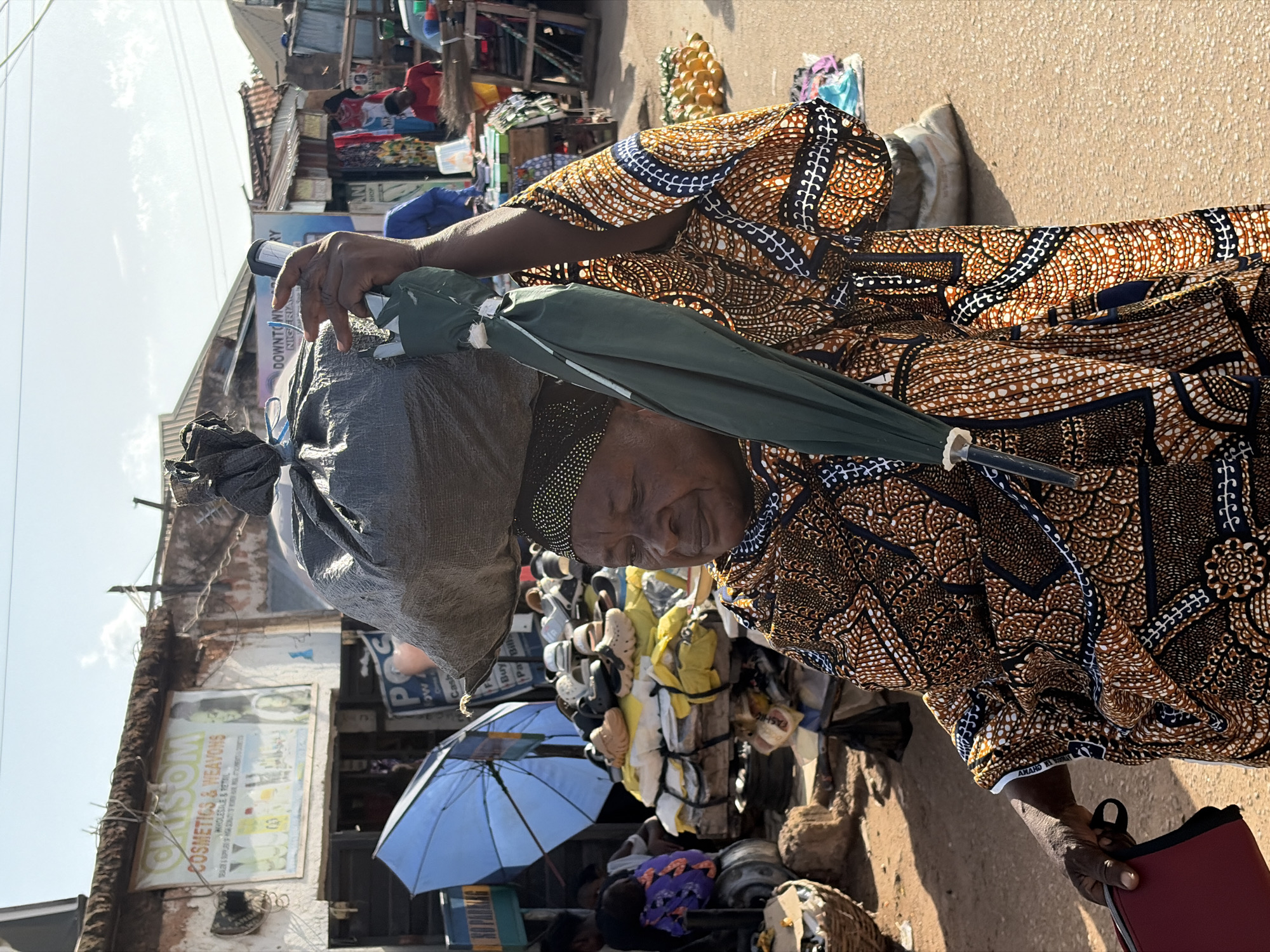 Daily Life Documented in Gura Top Nigeria Market Area