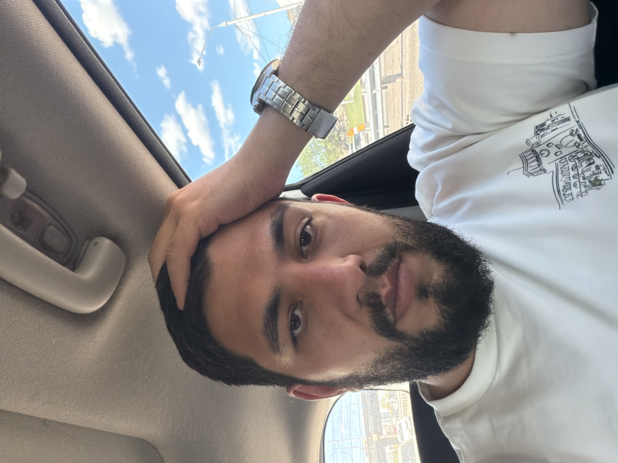 Bearded driver observed in vehicle in Krasnoyarsk, Russia