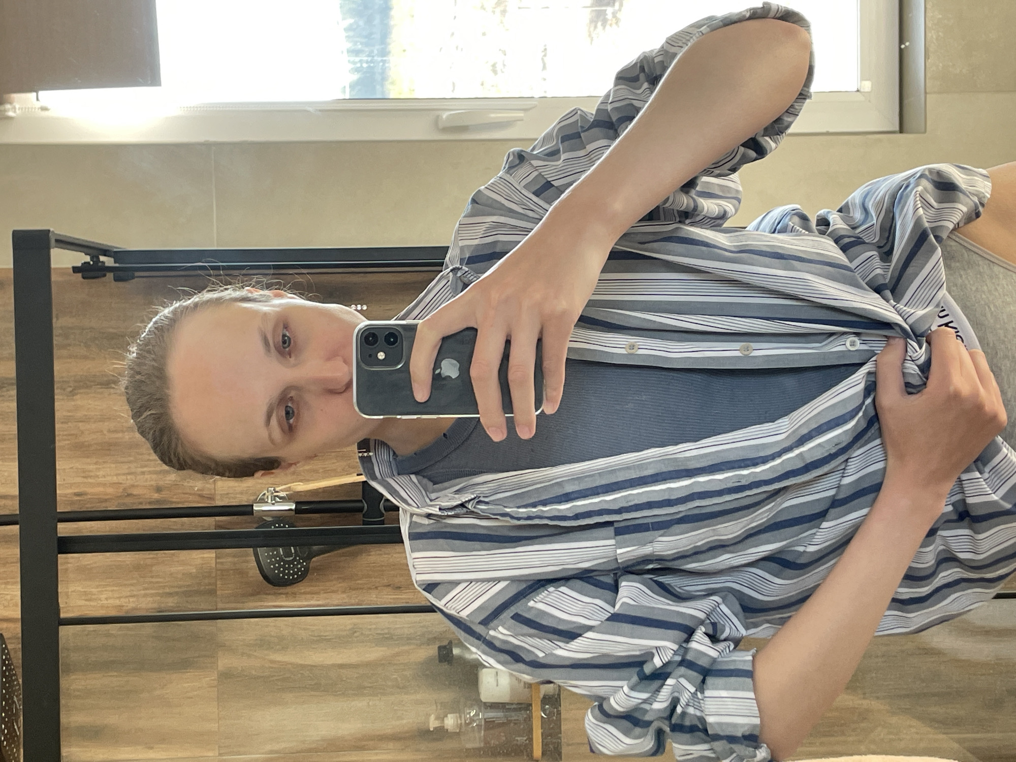 Morning selfies and rural views captured in Podshivalovo bathroom