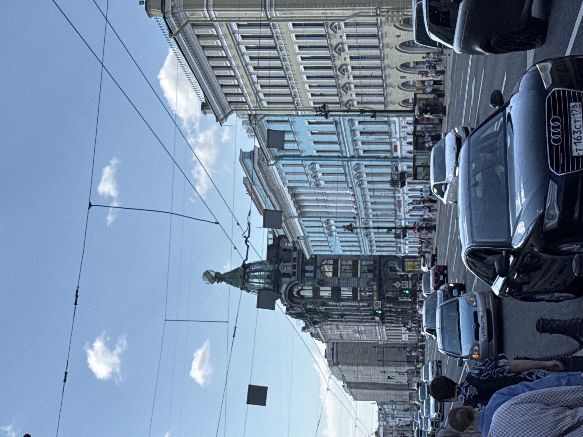 Street-level tour of Nevsky Prospekt's landmarks in St. Petersburg
