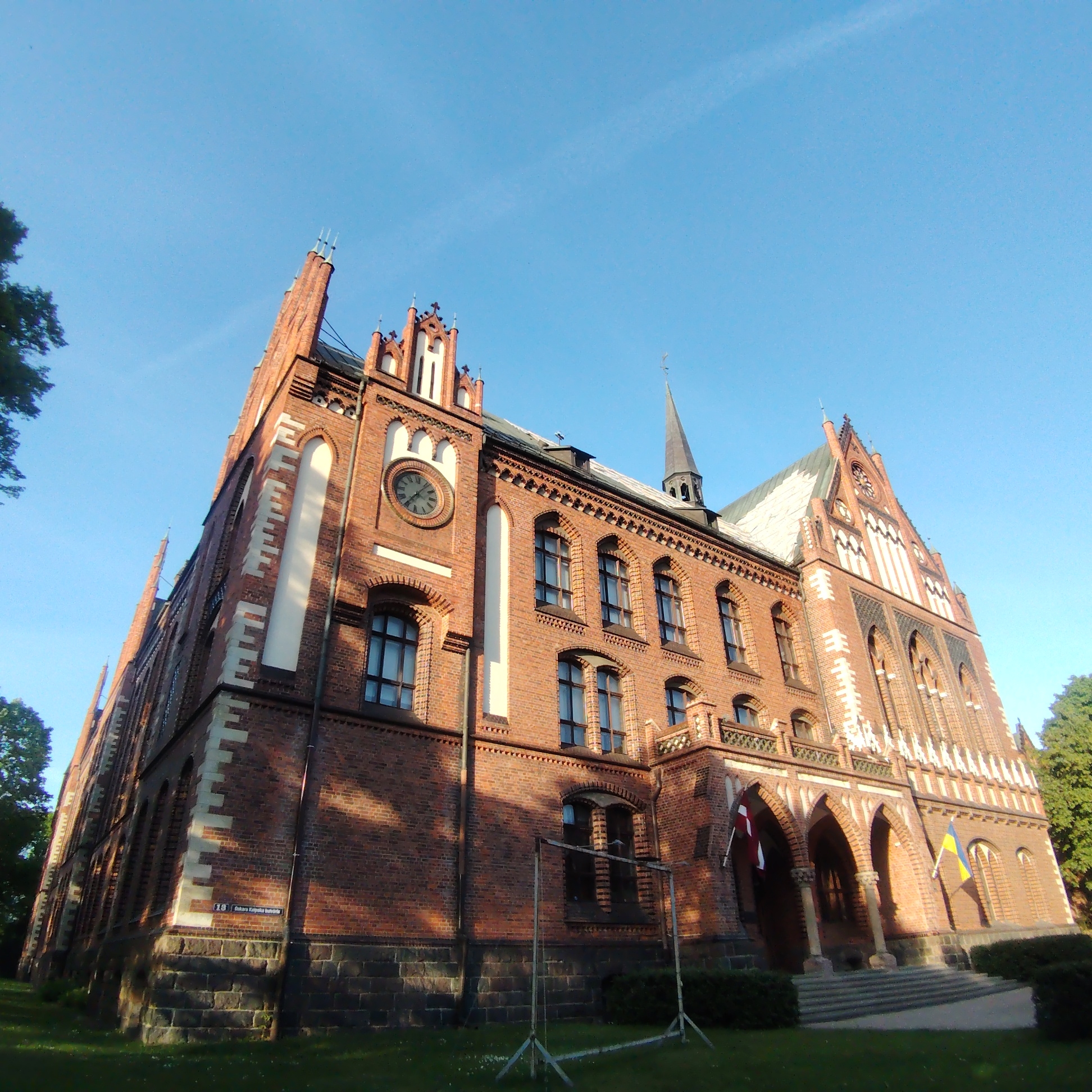 Spring architectural tour documented across central Riga landmarks