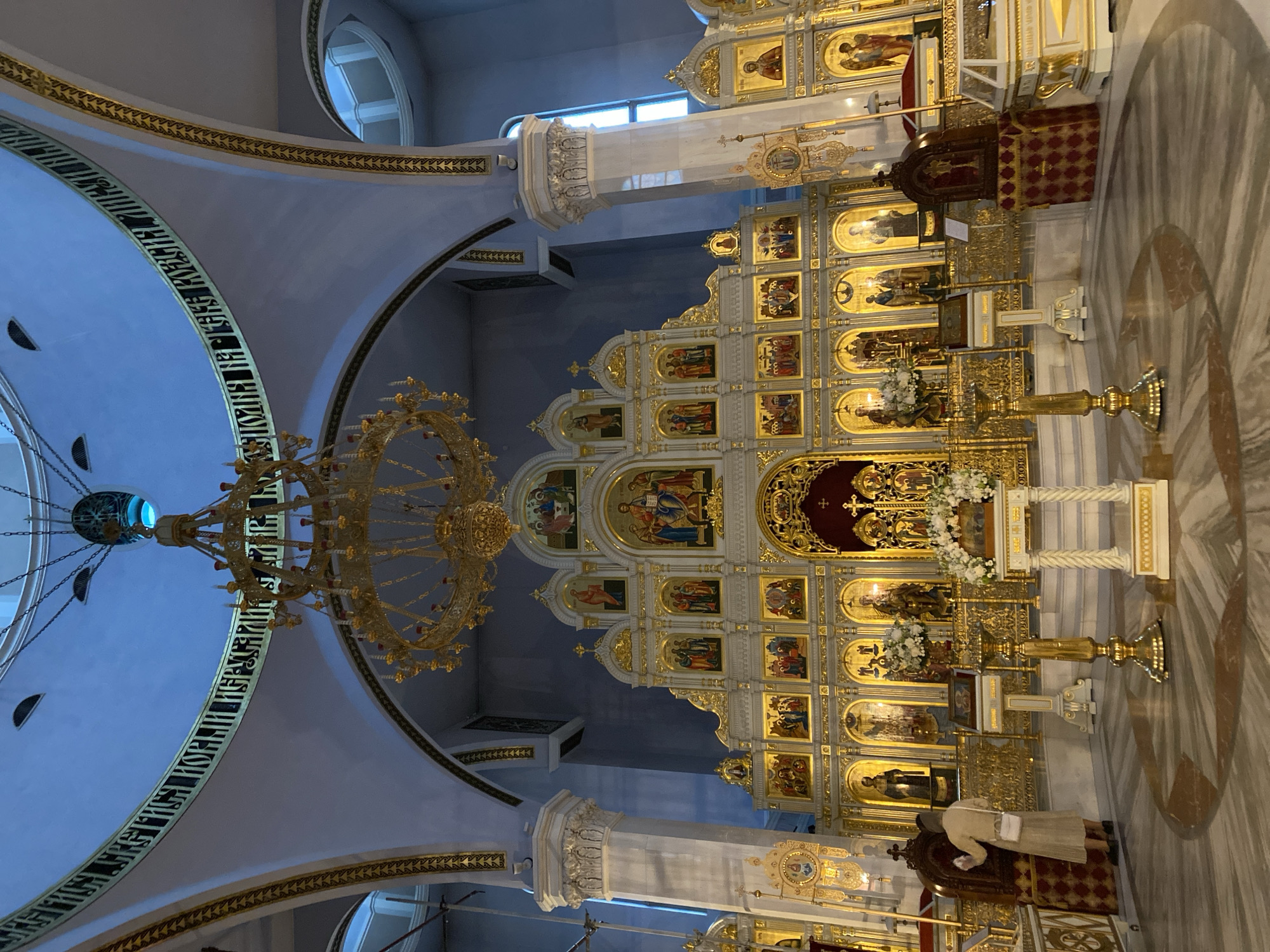 Orthodox churches and park scenes documented in Saint Petersburg