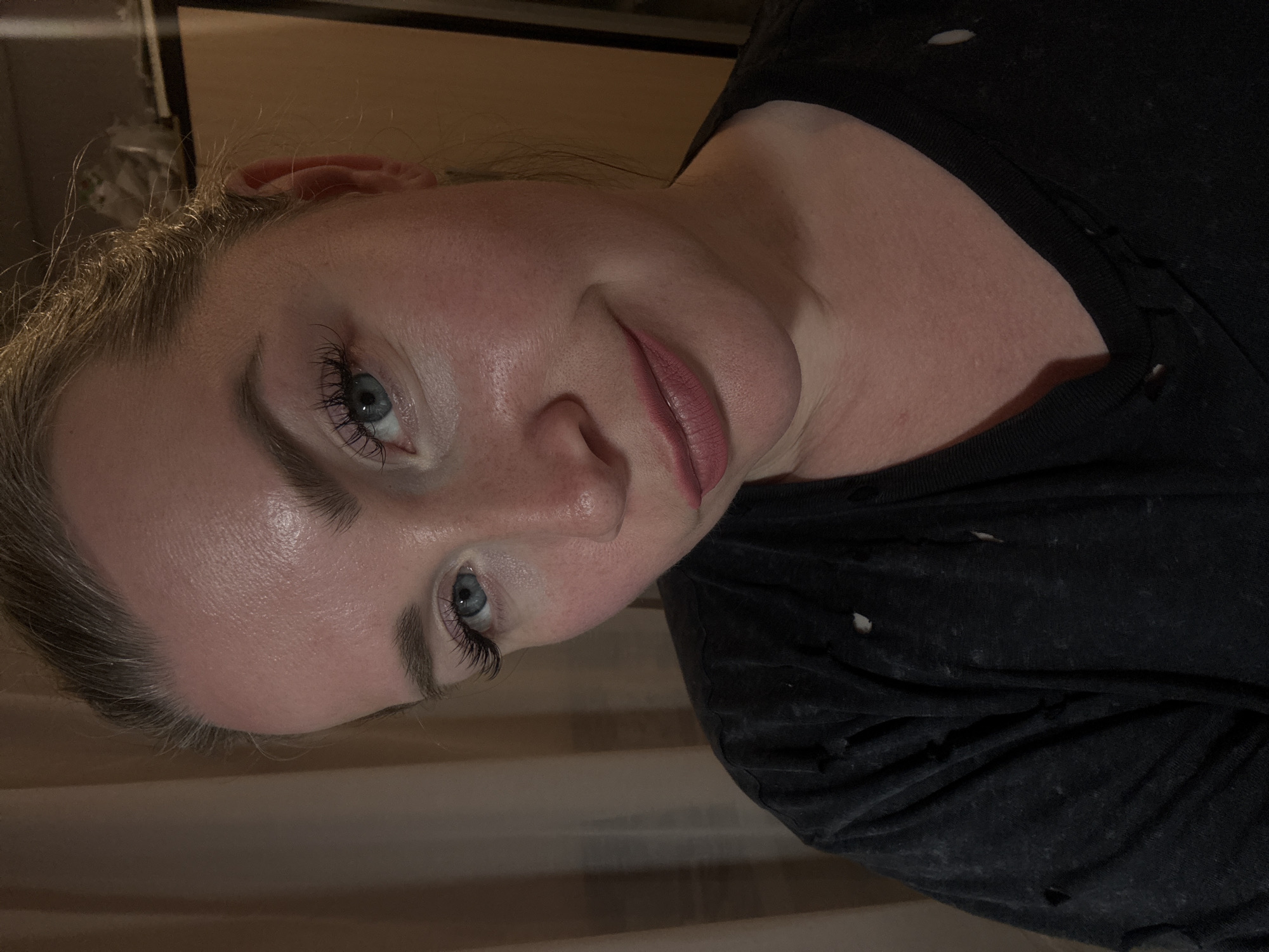 Woman documents dinner with selfies in Veliky Novgorod