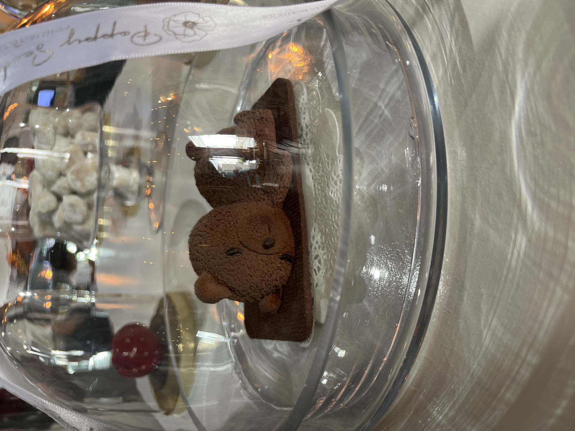 Evening food tour documented at San Andrés Cholula patisserie