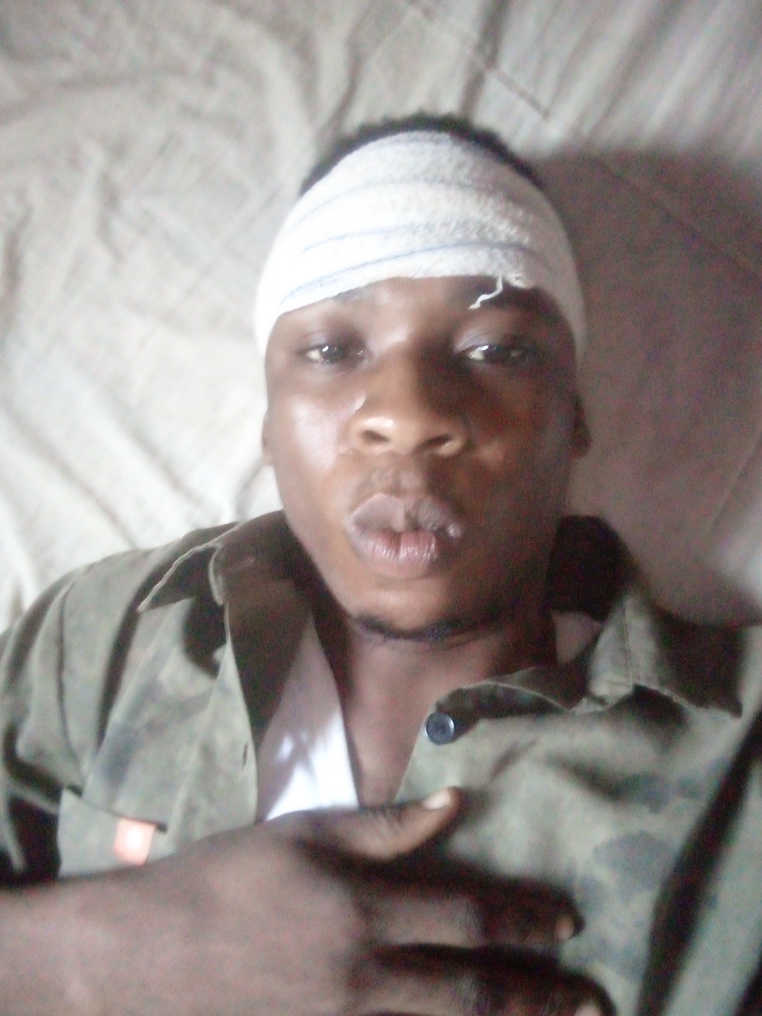Morning captures: injured man resting, selfie with fabric