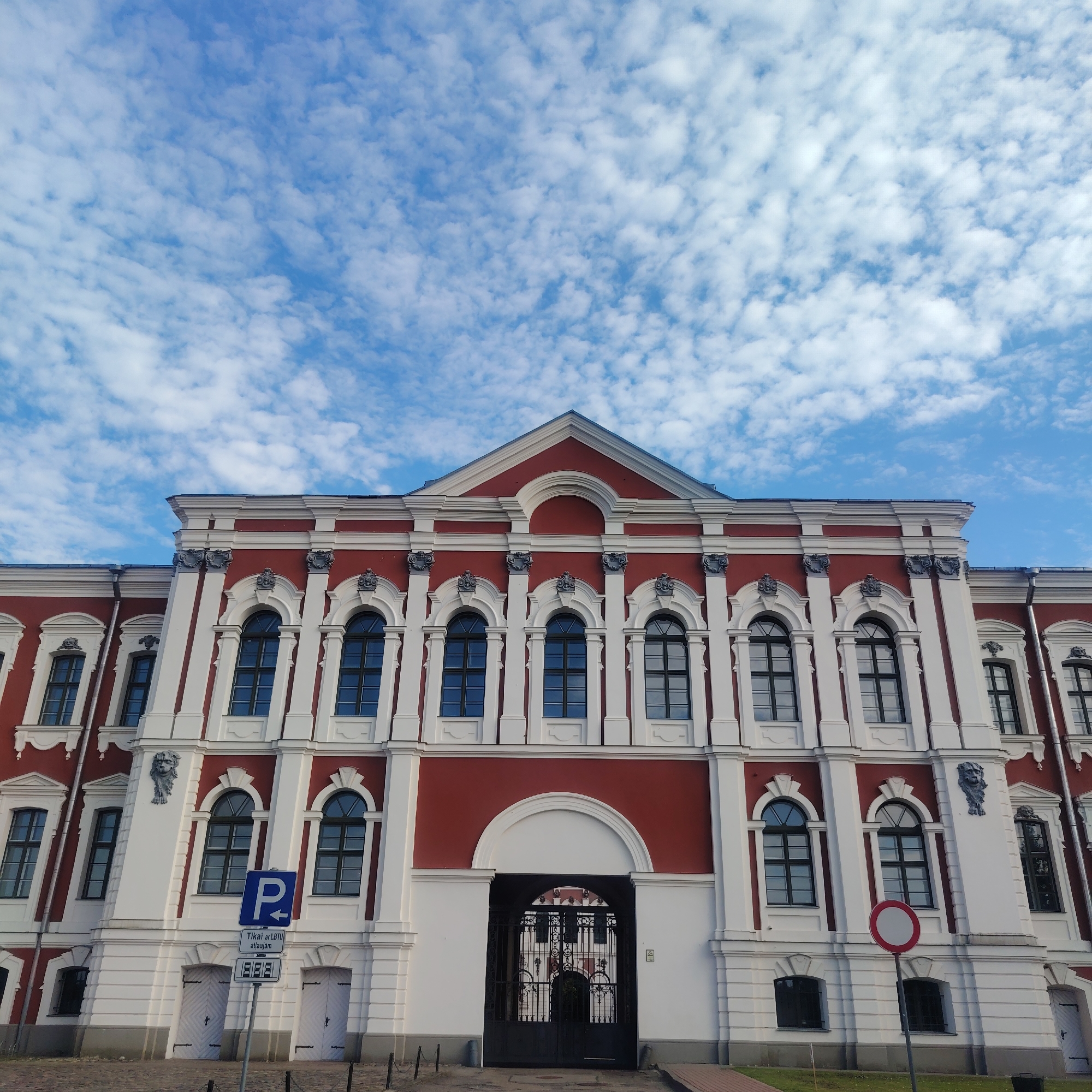 Jelgava Palace's Baroque facade, inside and out