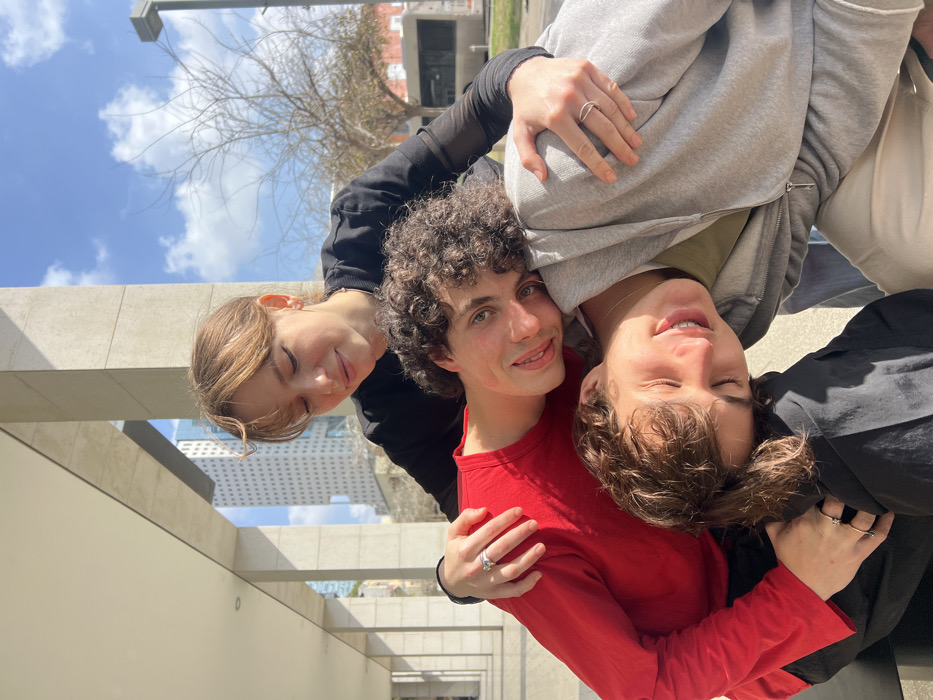 Casual moments documented across Tel-Aviv locations during midday period