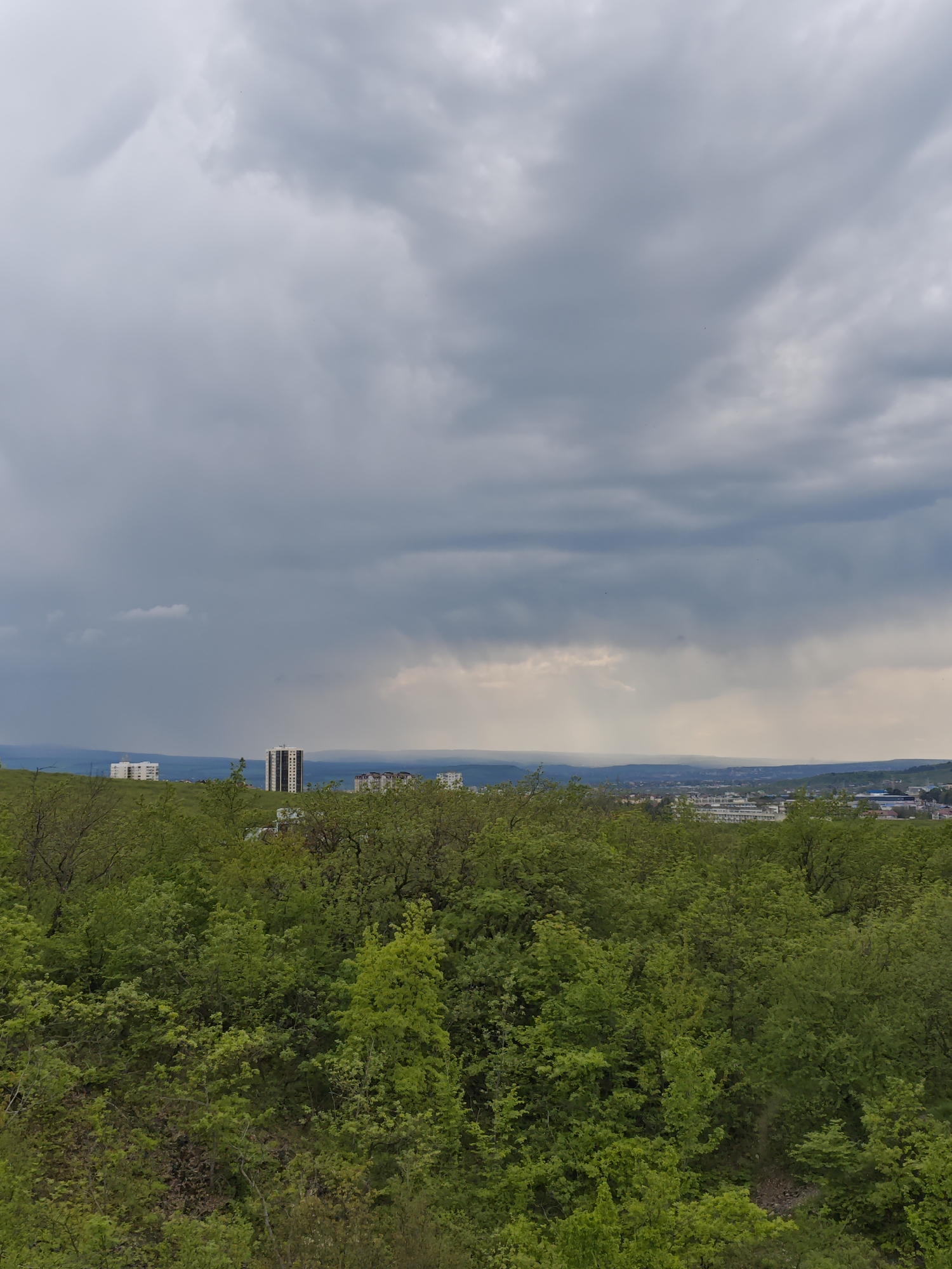 Spring nature walk documented in Pyatigorsk's mountainous landscape
