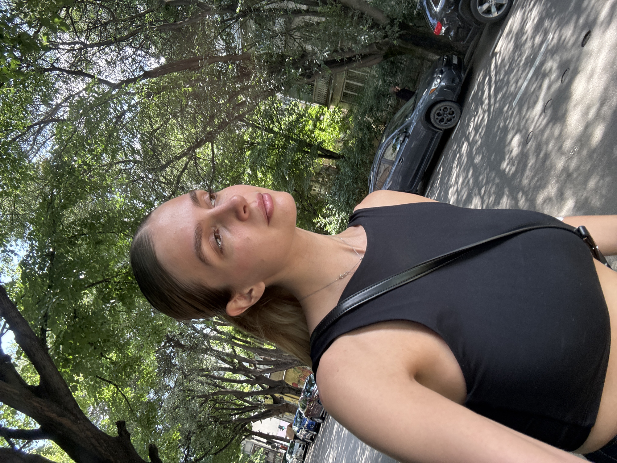 Blonde Woman Spotted Twice in Tbilisi Morning Hours
