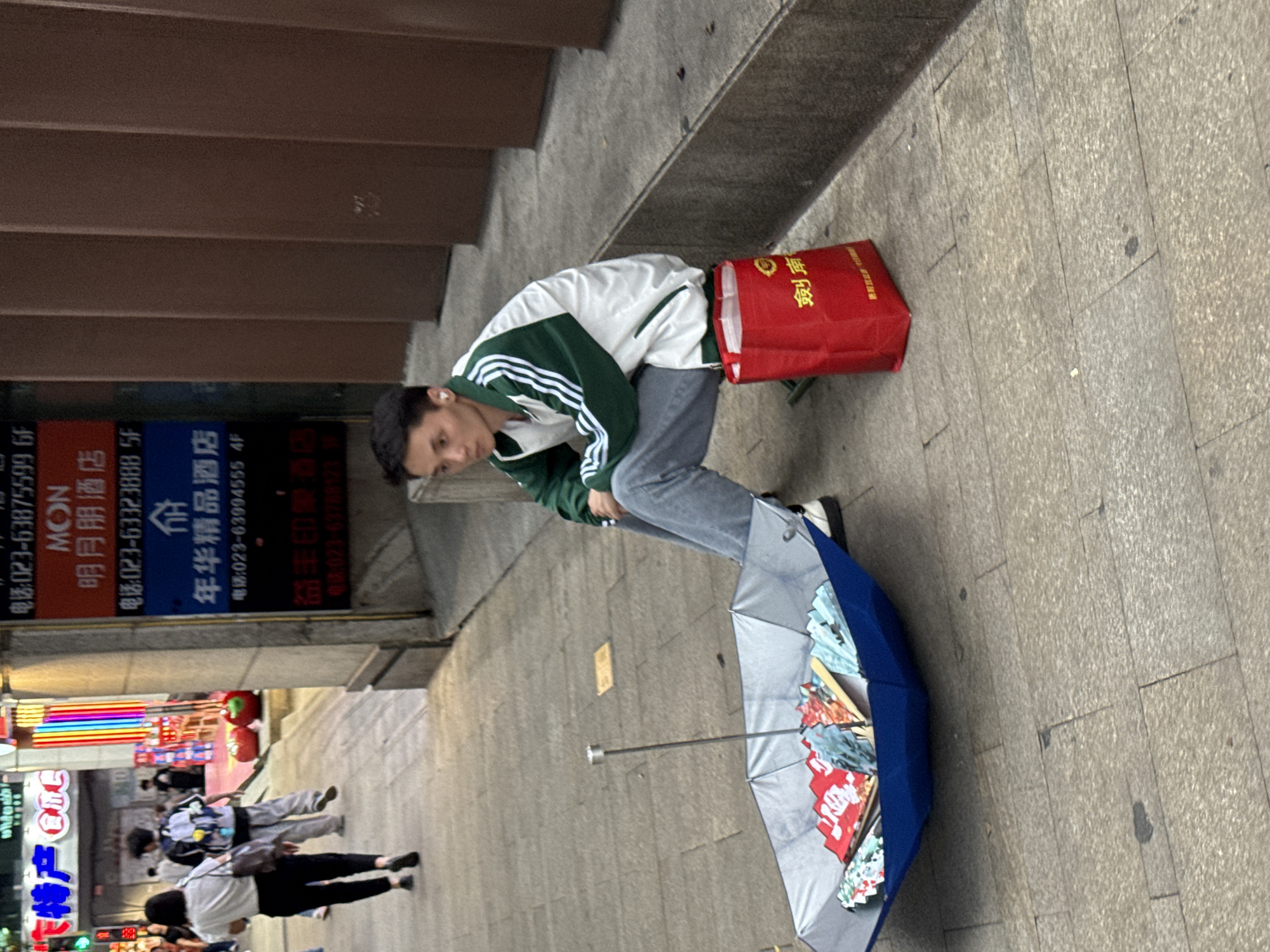 Daily life moments captured across Yuzhong District streets