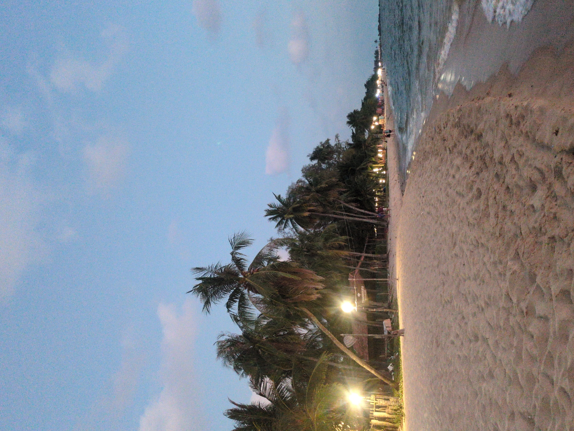 Witness captures day-to-night beach scenes across Phú Quốc resorts